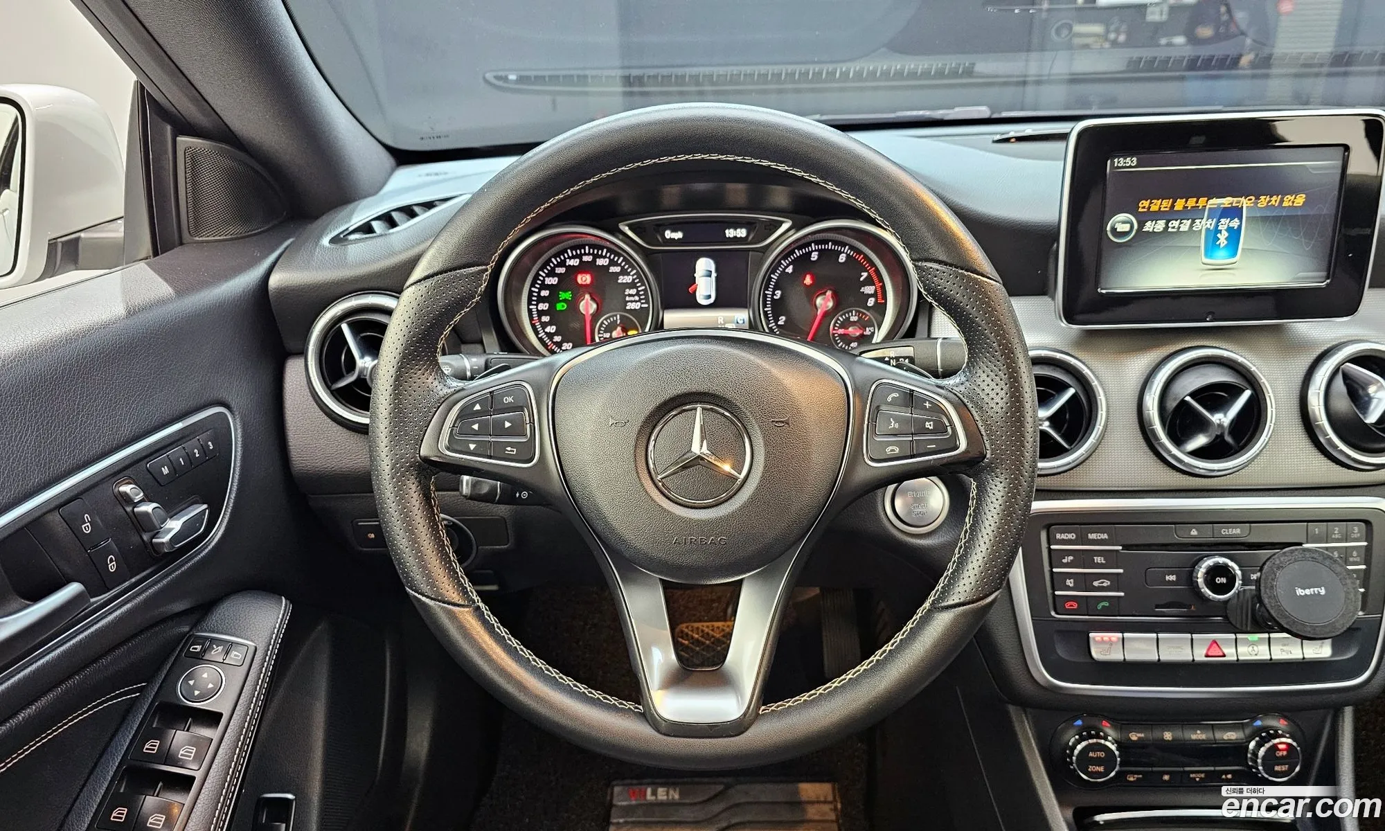 Mercedes-Benz CLA-Class C117 2017 — 3