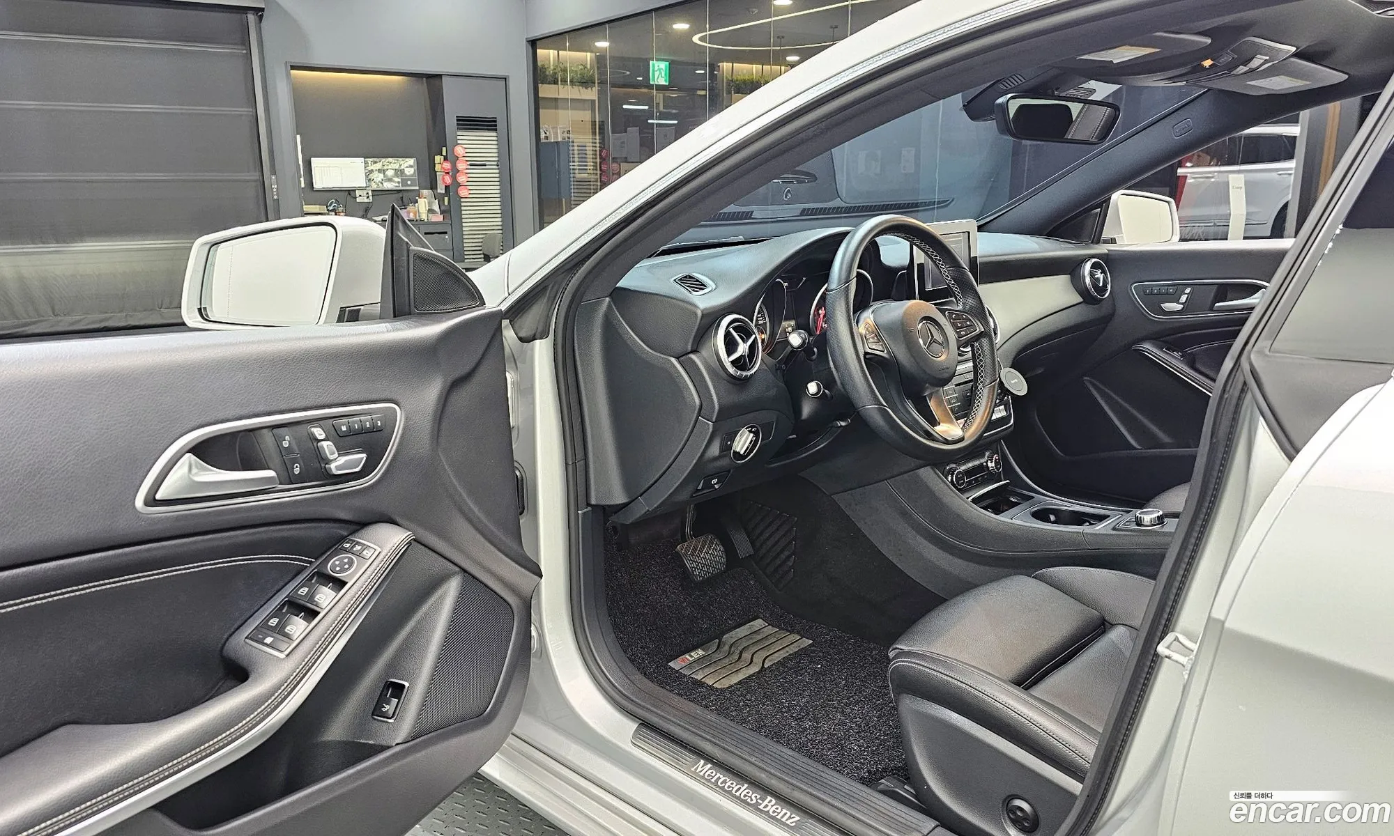 Mercedes-Benz CLA-Class C117 2017 — 2