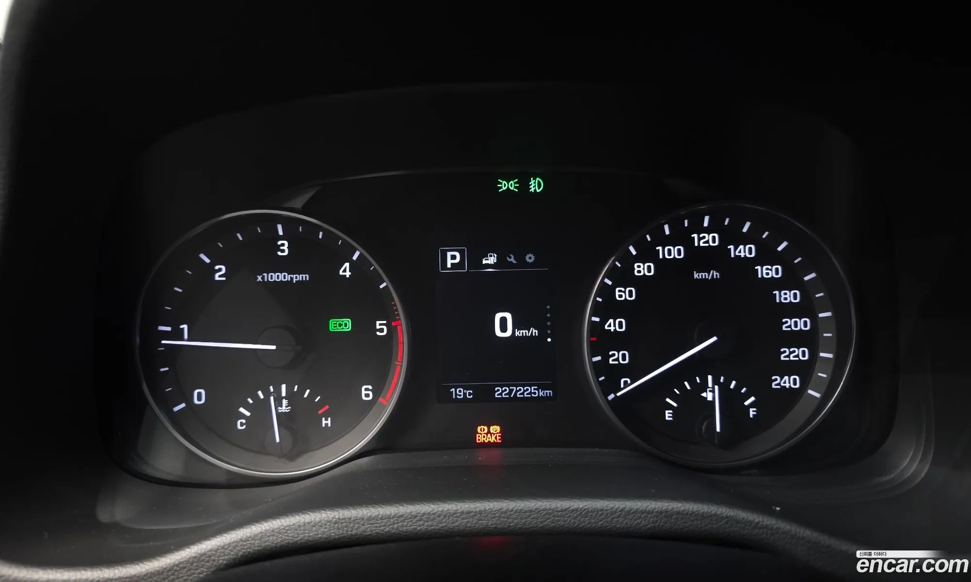 Hyundai Elantra AD 2016 — 3