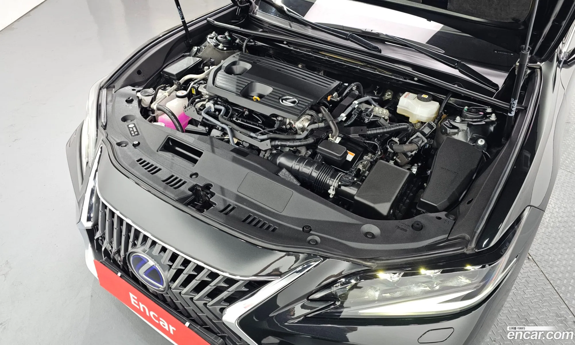 Lexus ES300h 7th Gen 2022 JTHBA1C17N2011166 — 10