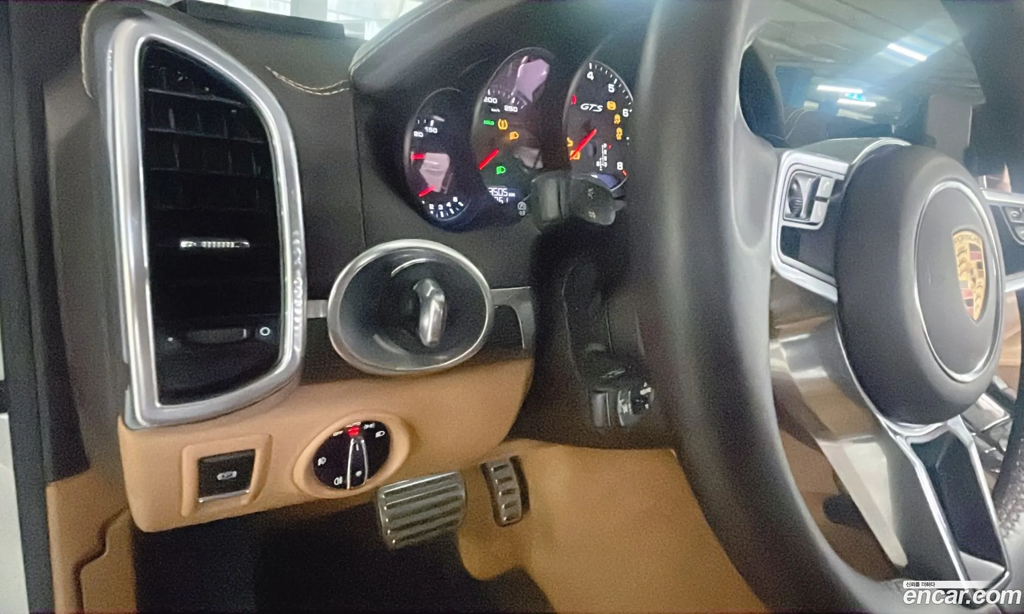 Porsche Cayenne 2015 — 8
