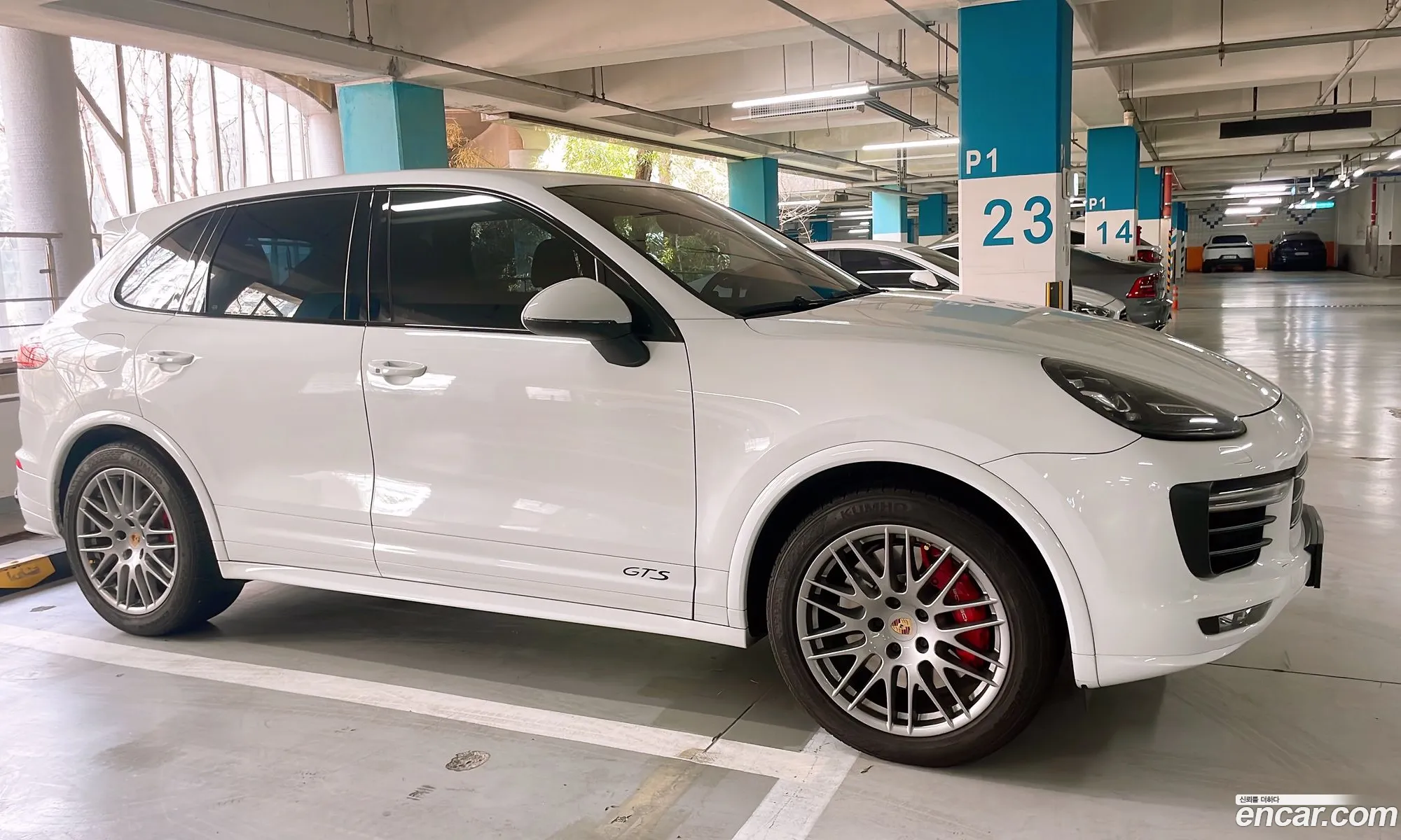 Porsche Cayenne 2015 — 2