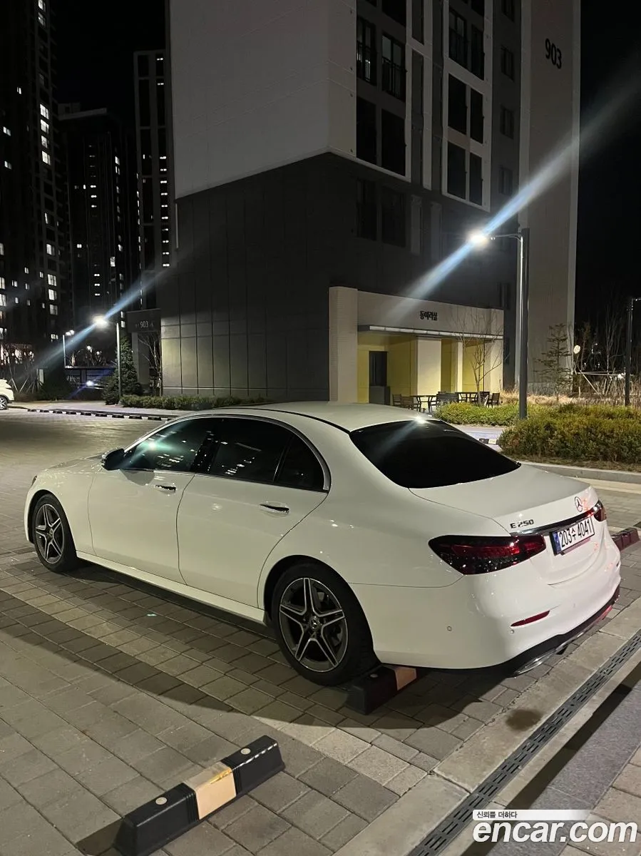 Mercedes-Benz E-Class W213 2023 — 10