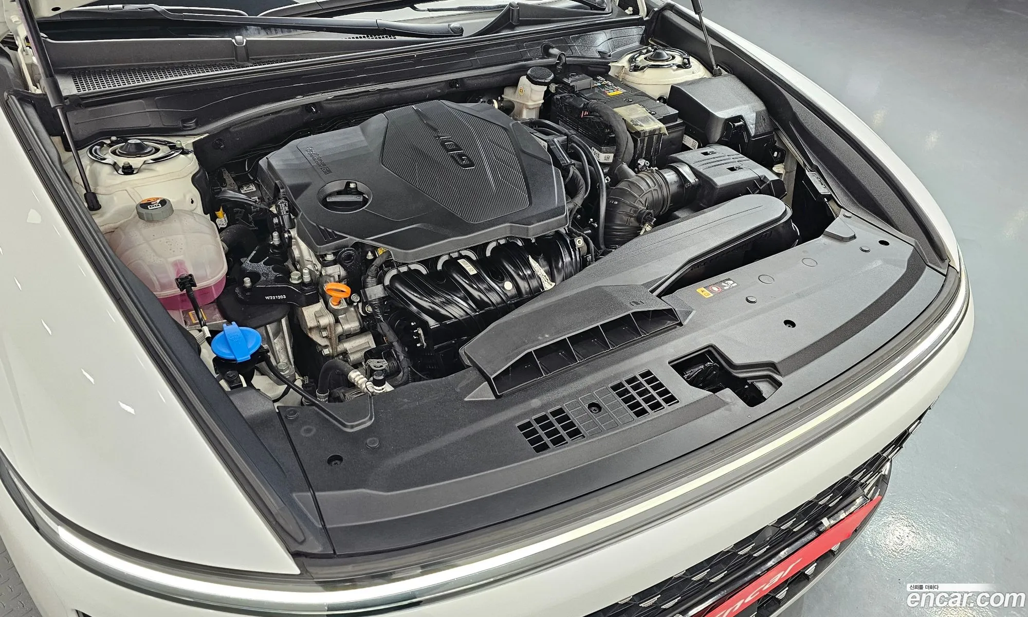 Hyundai Grandeur 2023 — 16