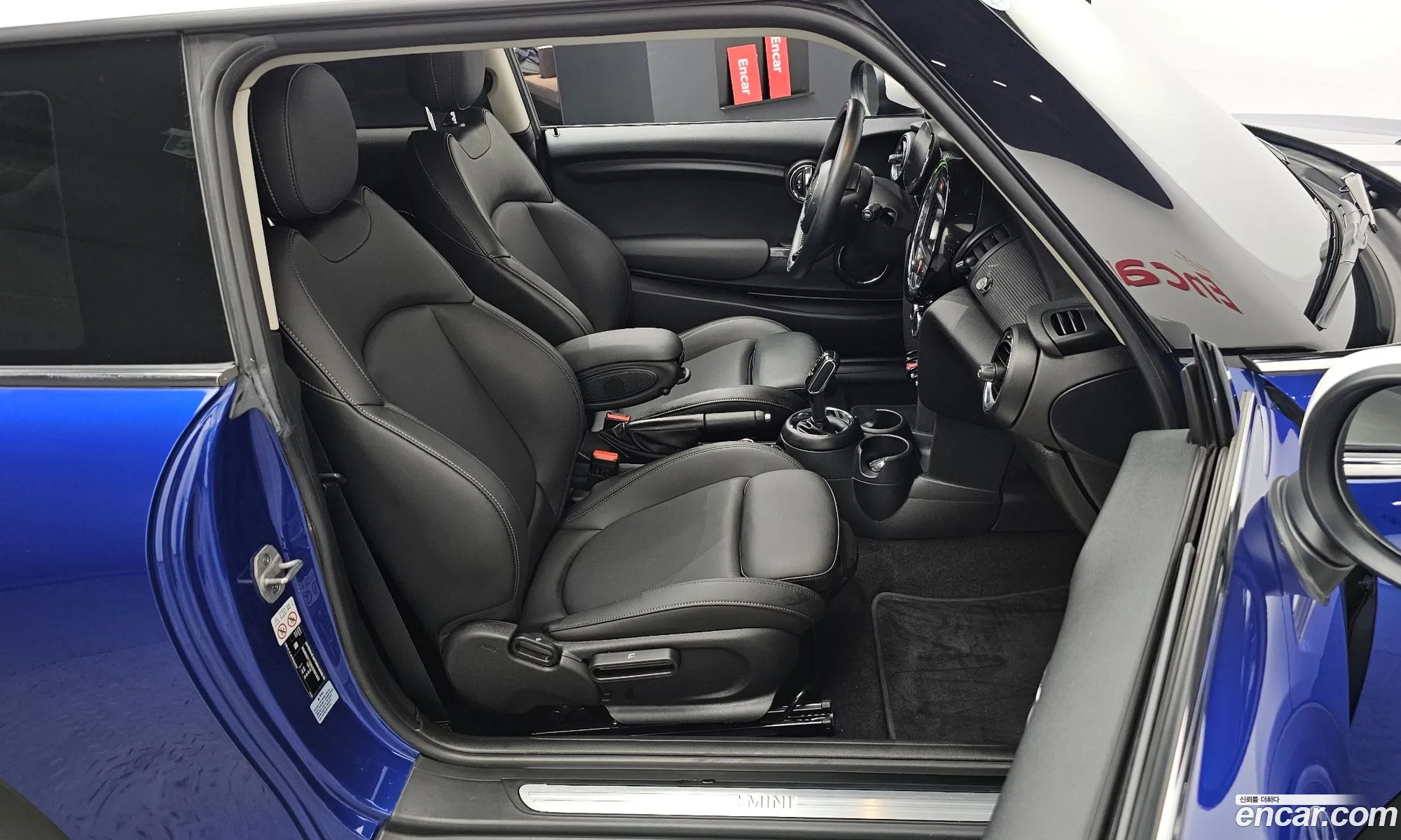 Mini Cooper 2021 WMWXR710XM2N95409 — 13