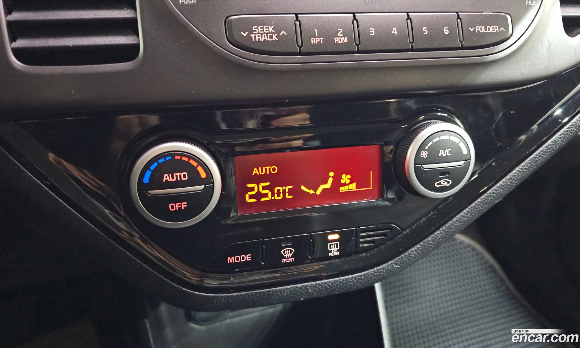 Kia Morning 2015 — 17