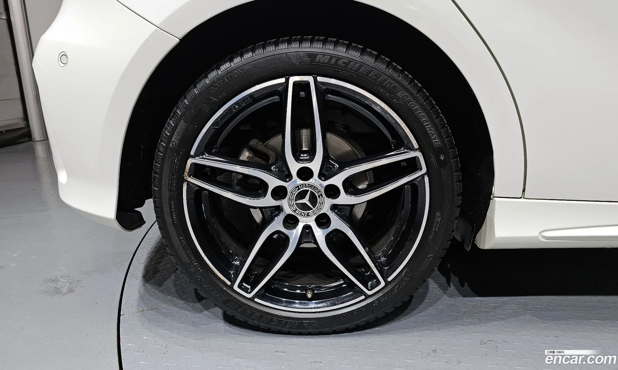 Mercedes-Benz A-Class W176 2018 — 14
