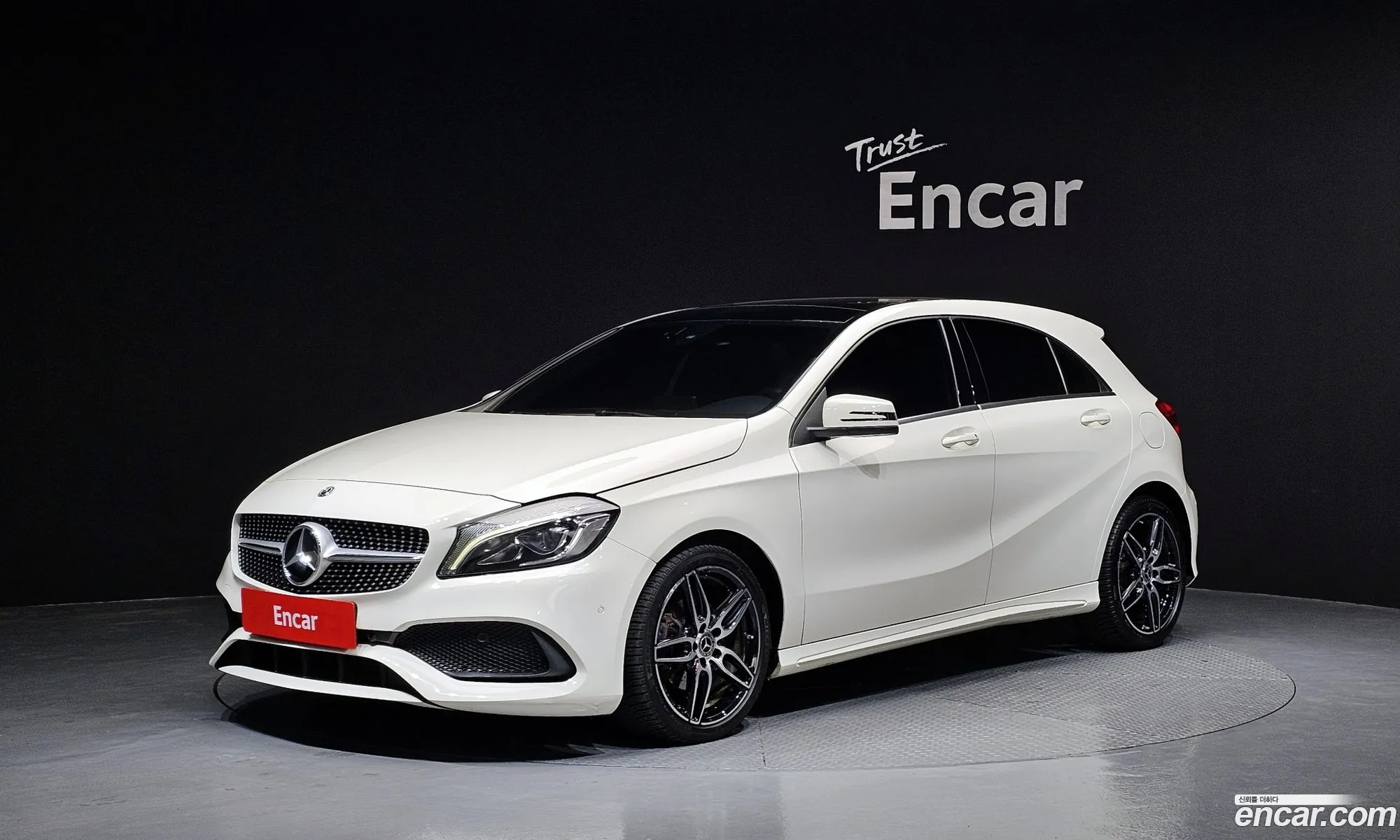 Mercedes-Benz A-Class W176 2018 — 16