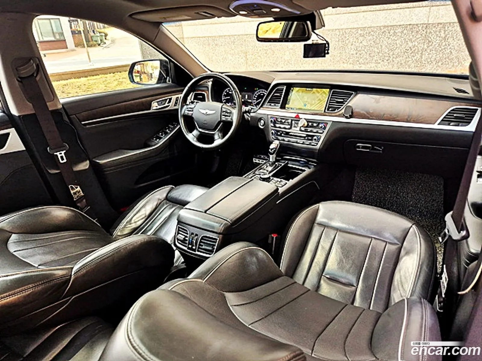 Hyundai Genesis DH 2014 — 17