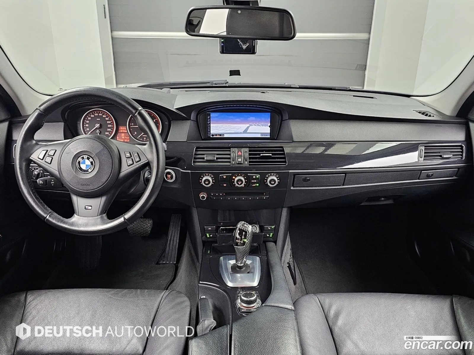 BMW 5 Series 2009 — 19
