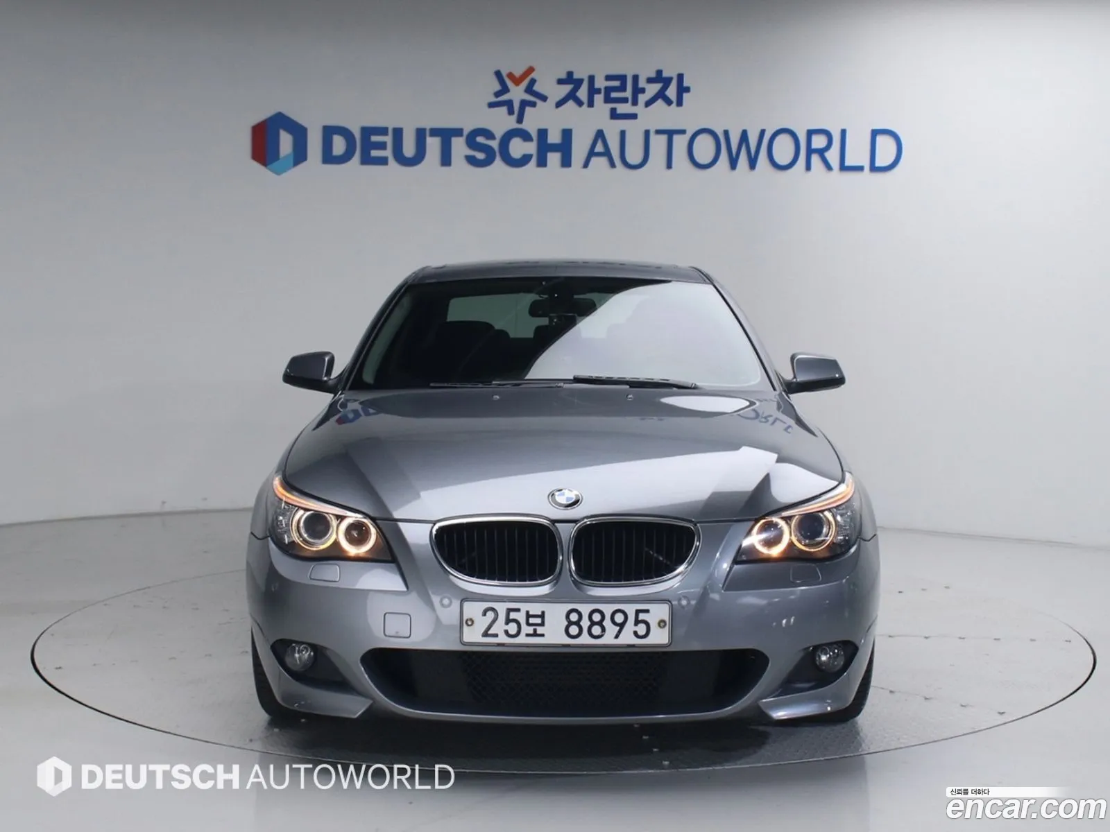 BMW 5 Series 2009 — 16