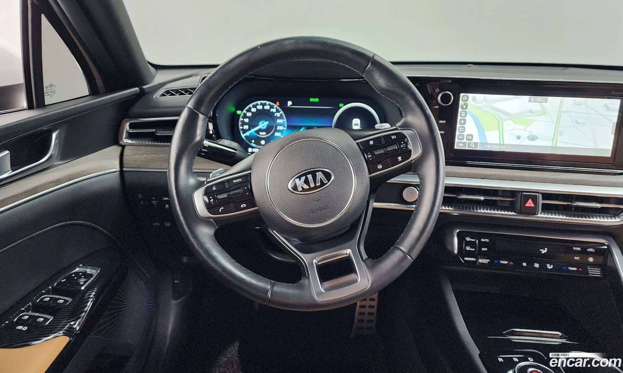 Kia K5 Hybrid 2021 — 3