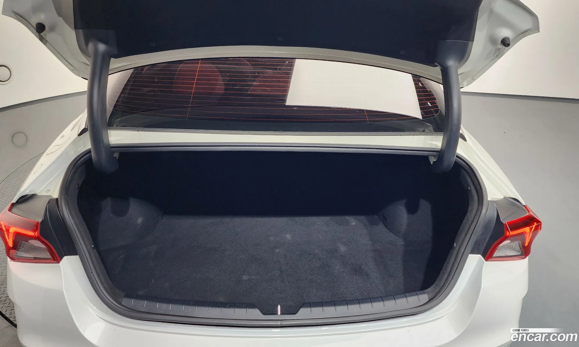 Kia K5 Hybrid 2021 — 7