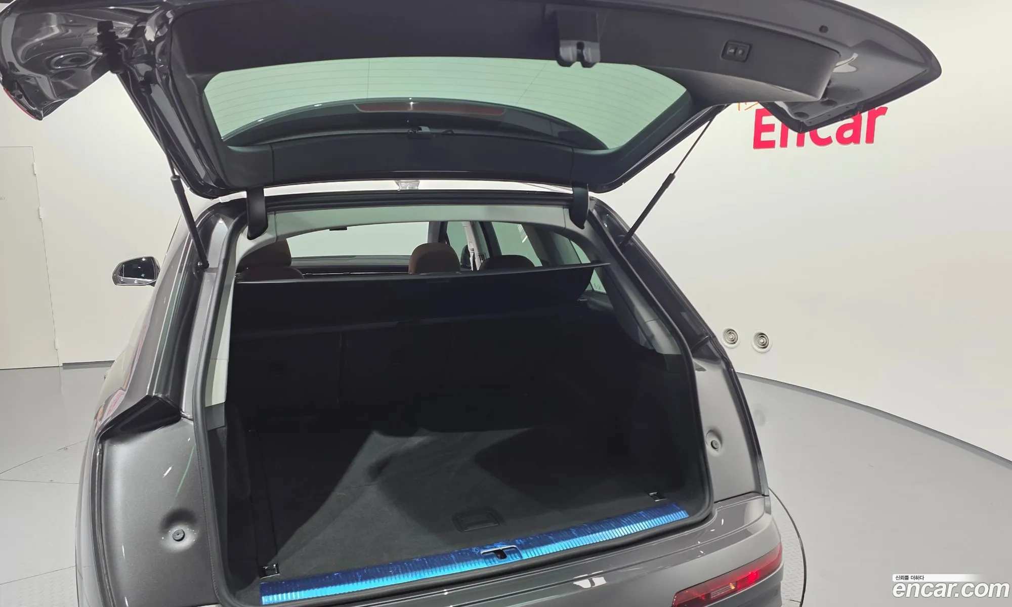 Audi Q7 2021 WAUZZZ4M5MD002515 — 12