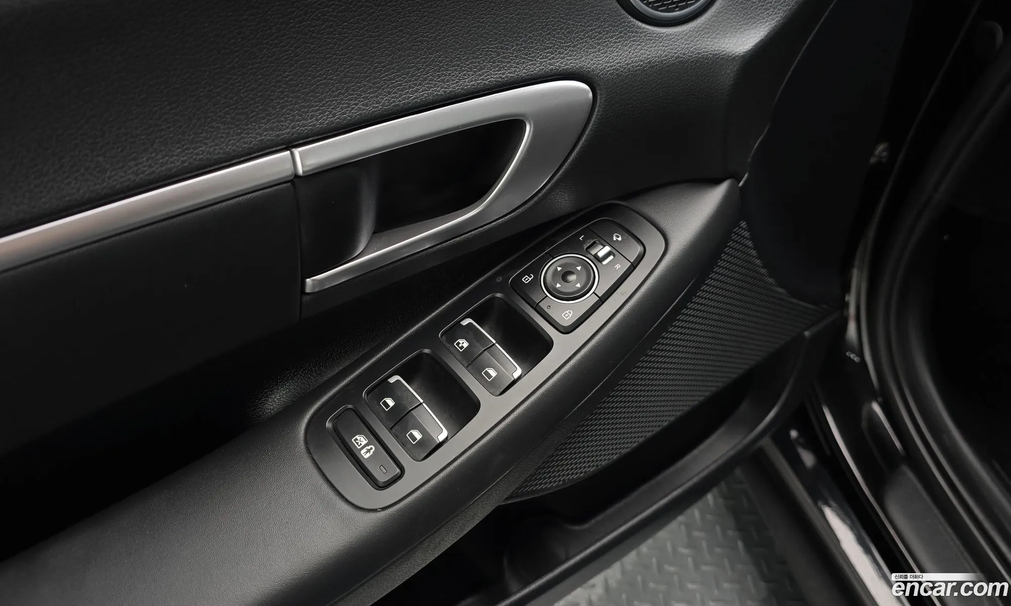 Hyundai Sonata Hybrid 2021 — 19