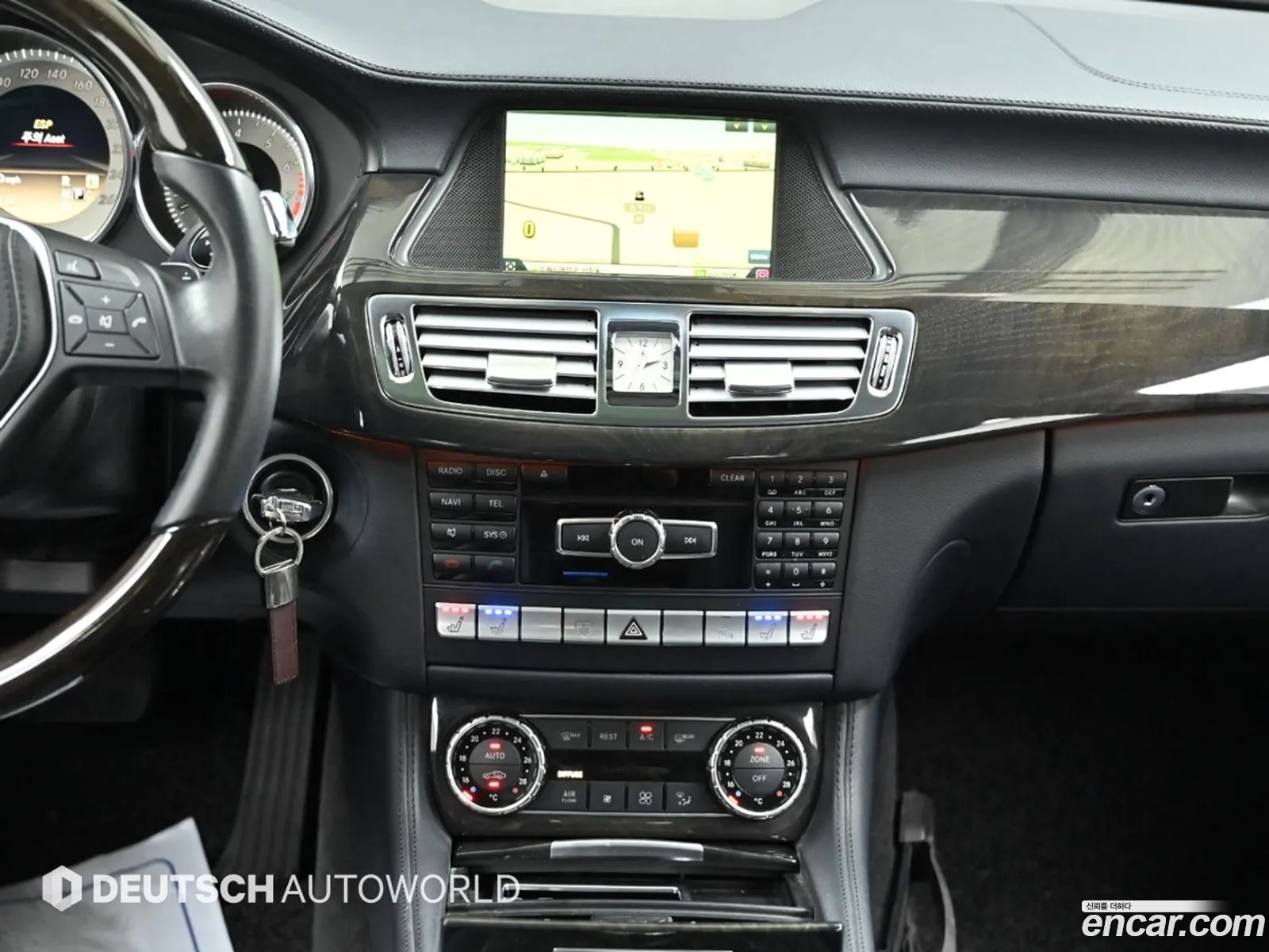 Mercedes-Benz CLS-Class W219 2012 — 15