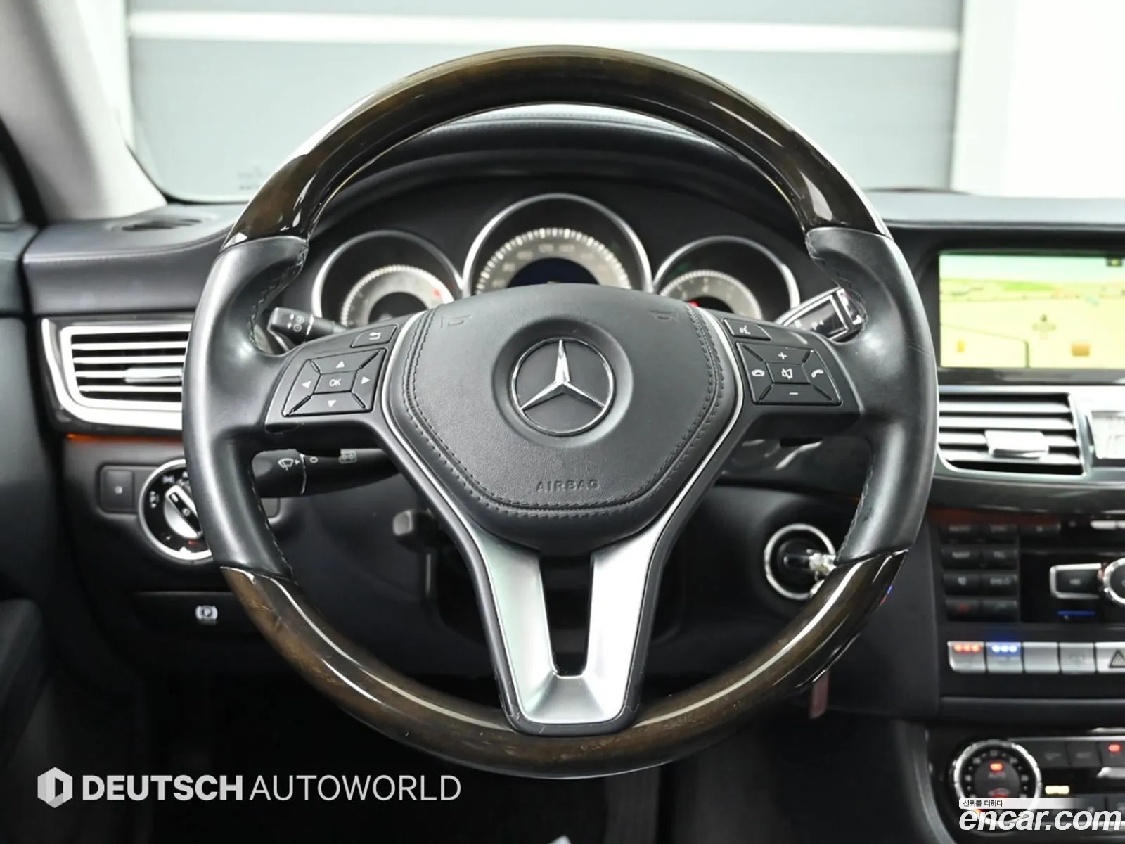Mercedes-Benz CLS-Class W219 2012 — 7
