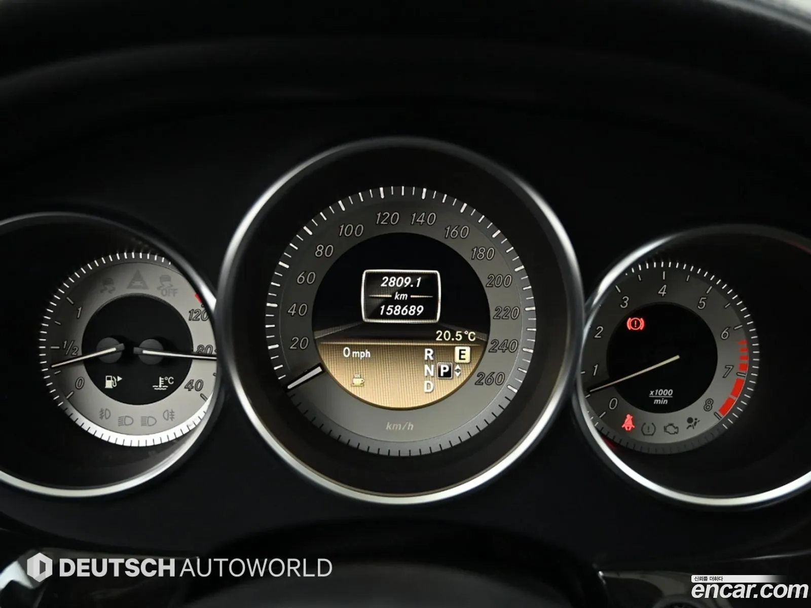 Mercedes-Benz CLS-Class W219 2012 — 12