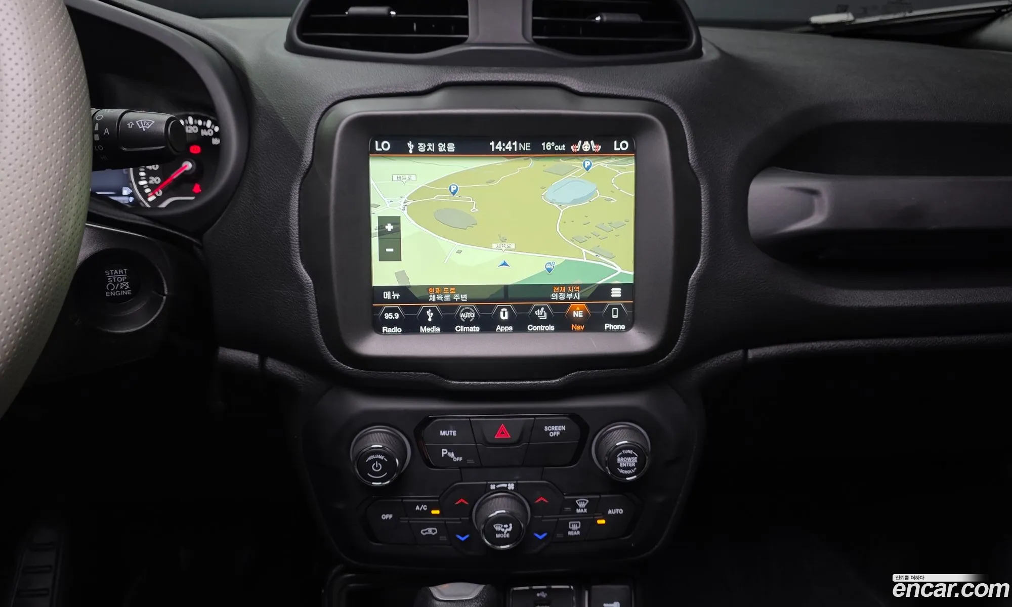 Jeep Renegade 2019 1C4BU0000KPK31279 — 10