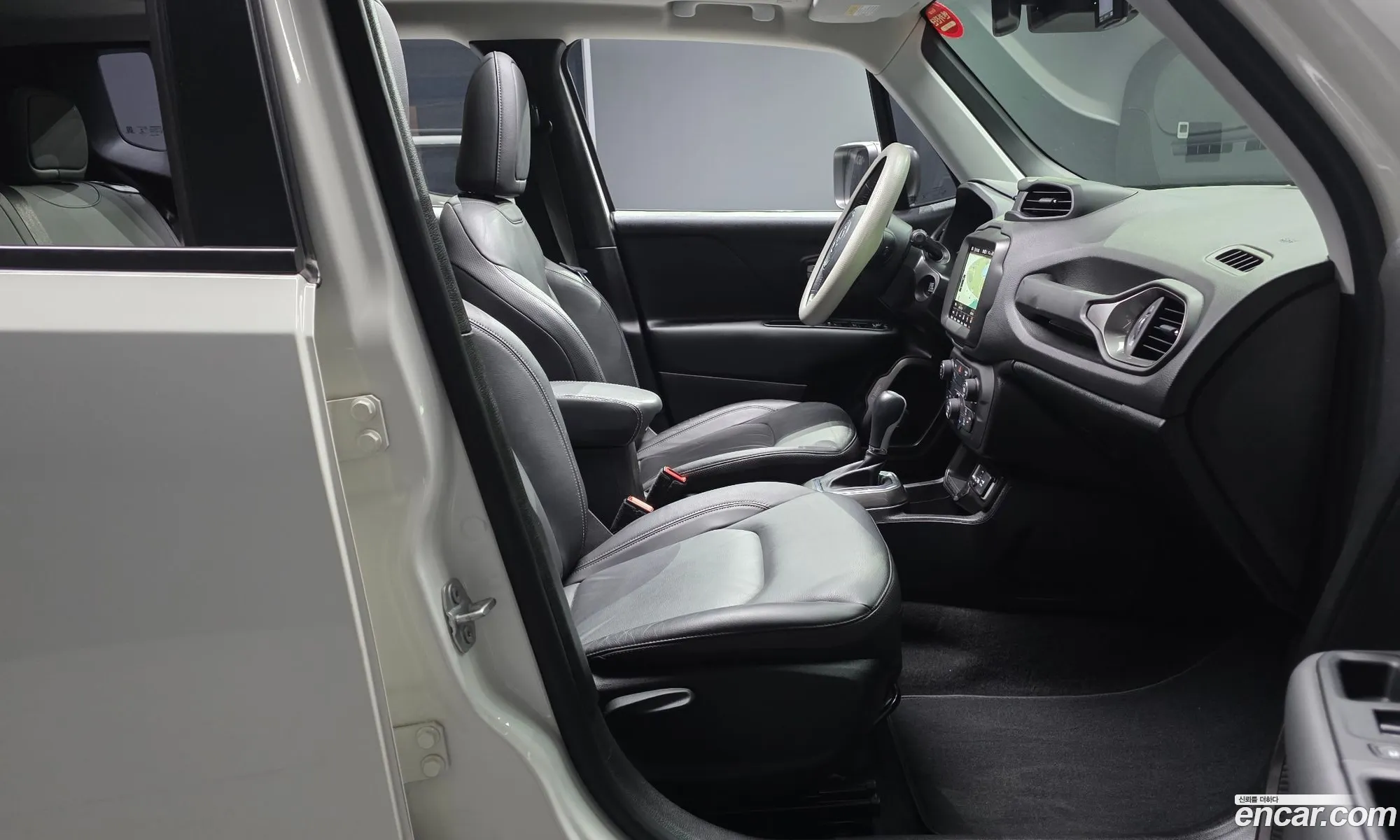 Jeep Renegade 2019 1C4BU0000KPK31279 — 12
