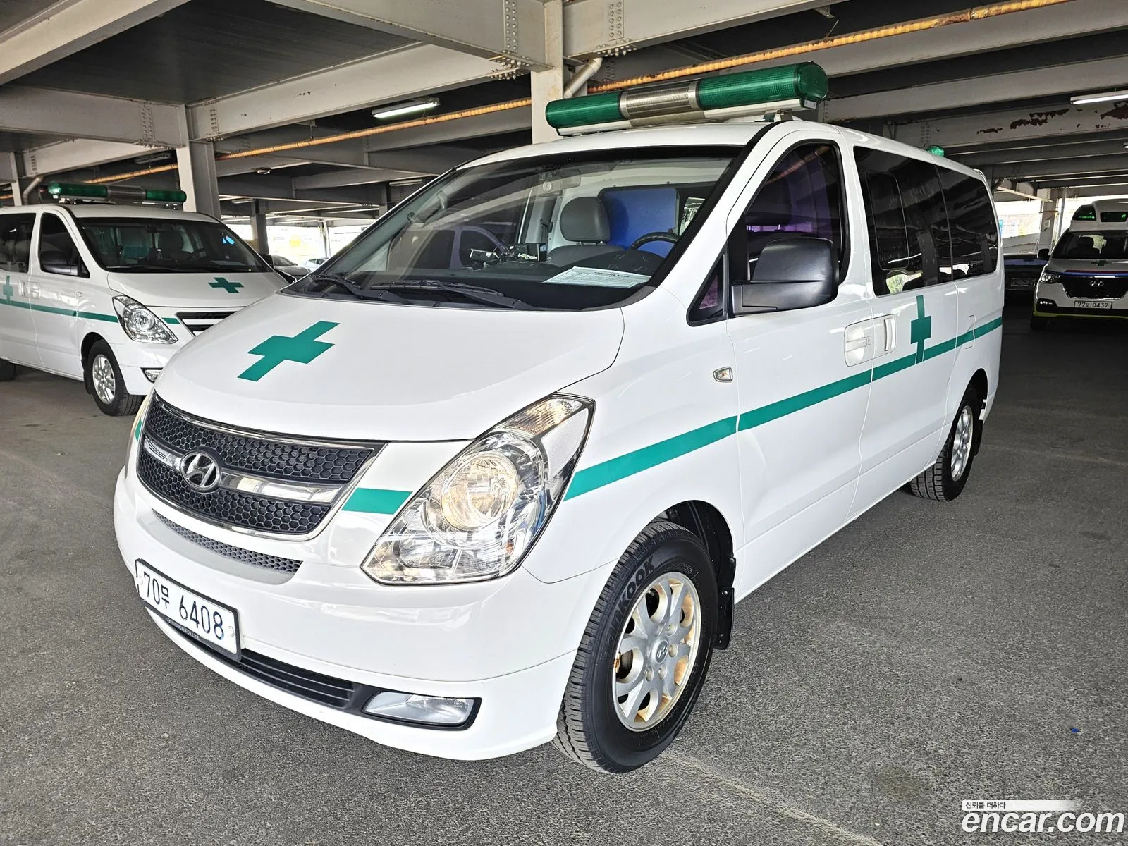 Hyundai Grand Starex 2015 — 17