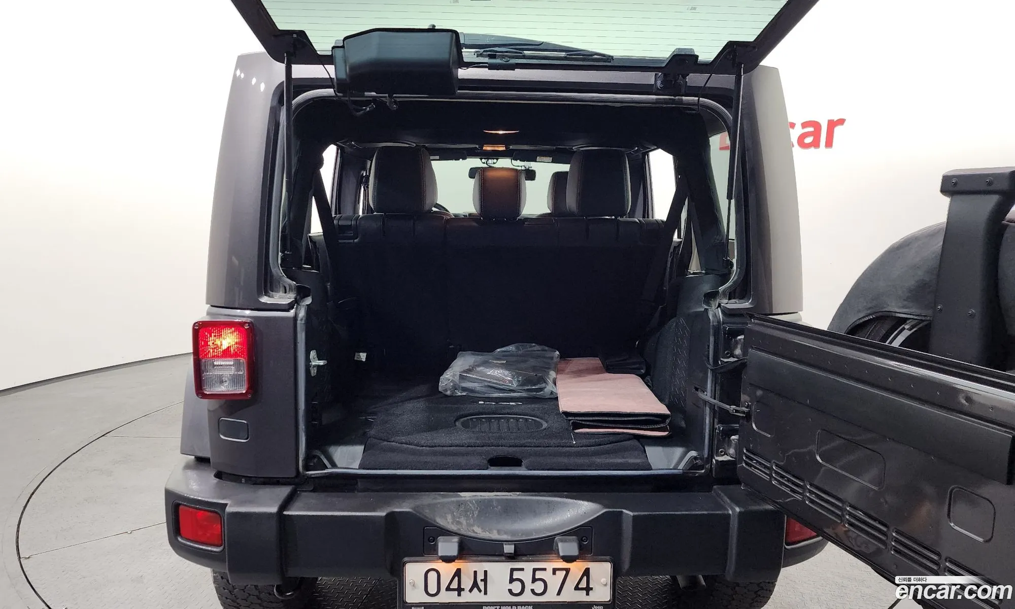 Jeep Wrangler 2017 1C4HJWEGXHL753196 — 11