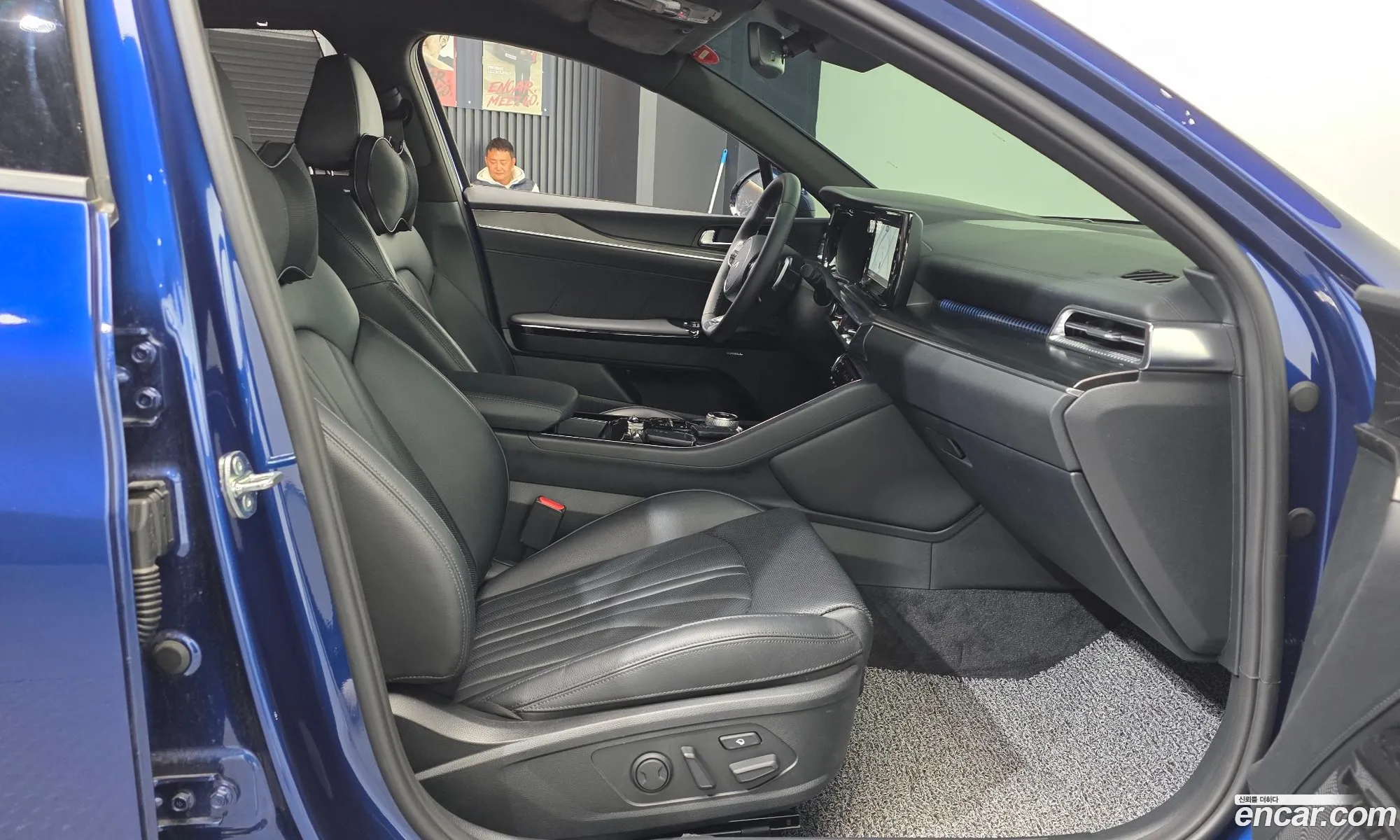 Kia K5 2023 — 8