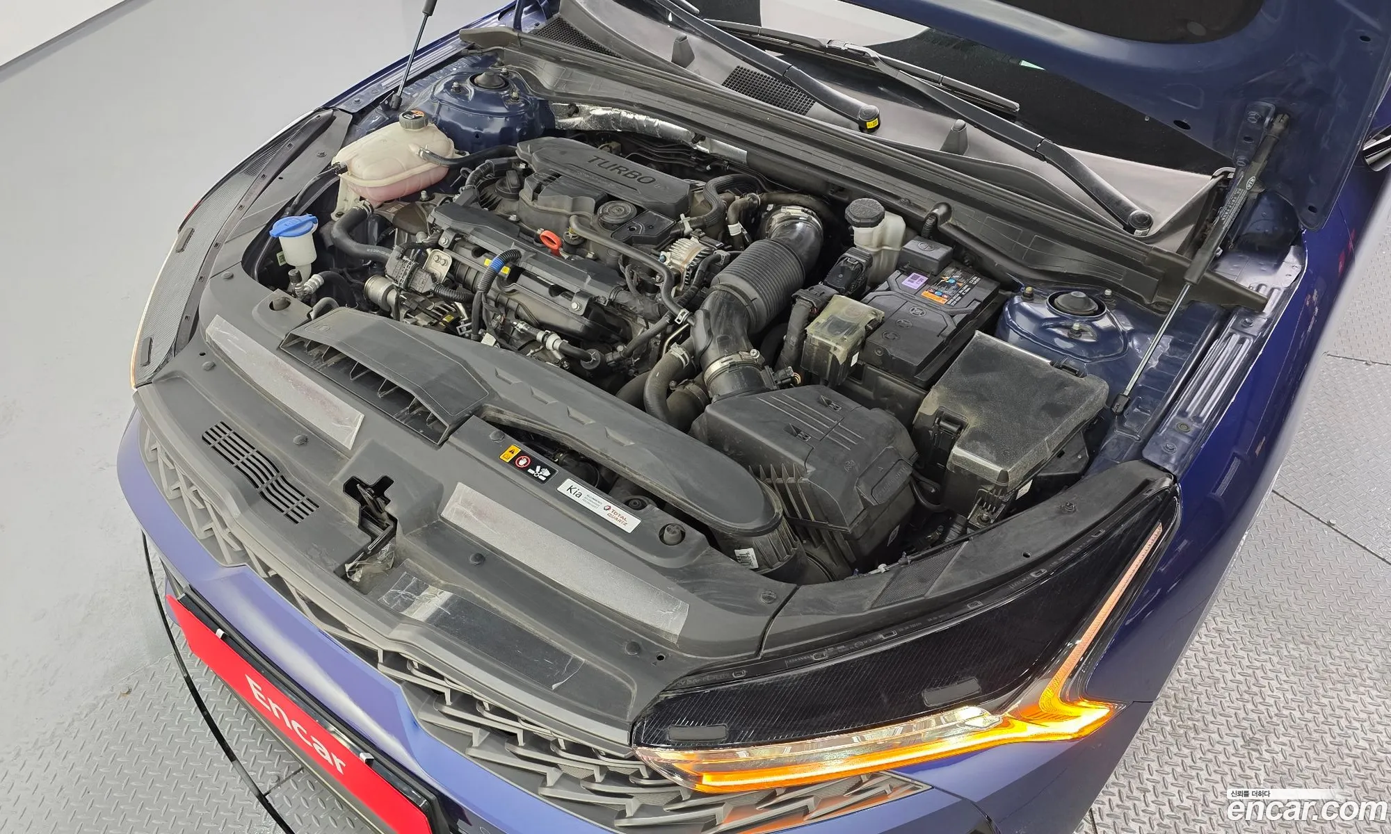 Kia K5 2023 — 4