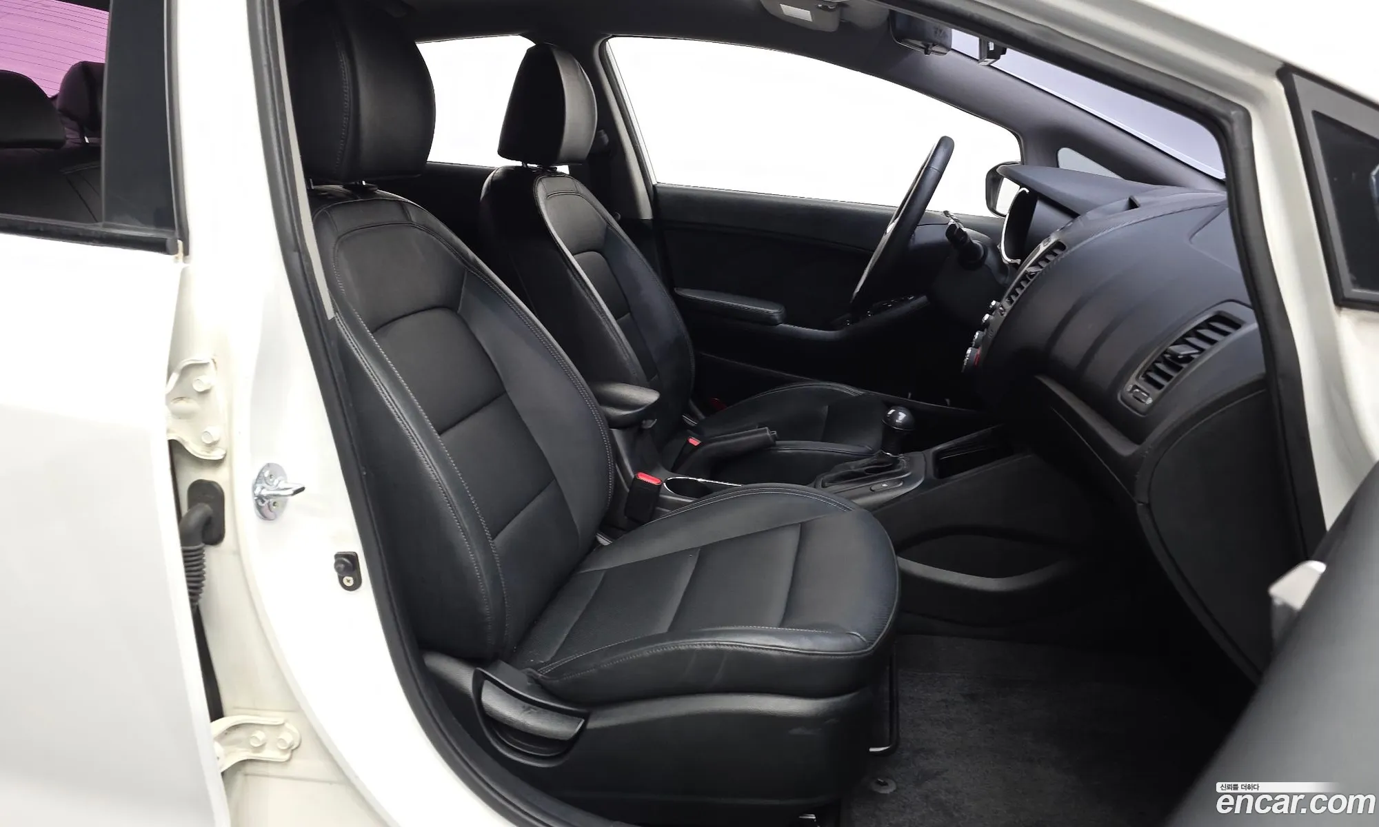 Kia K3 2013 — 4