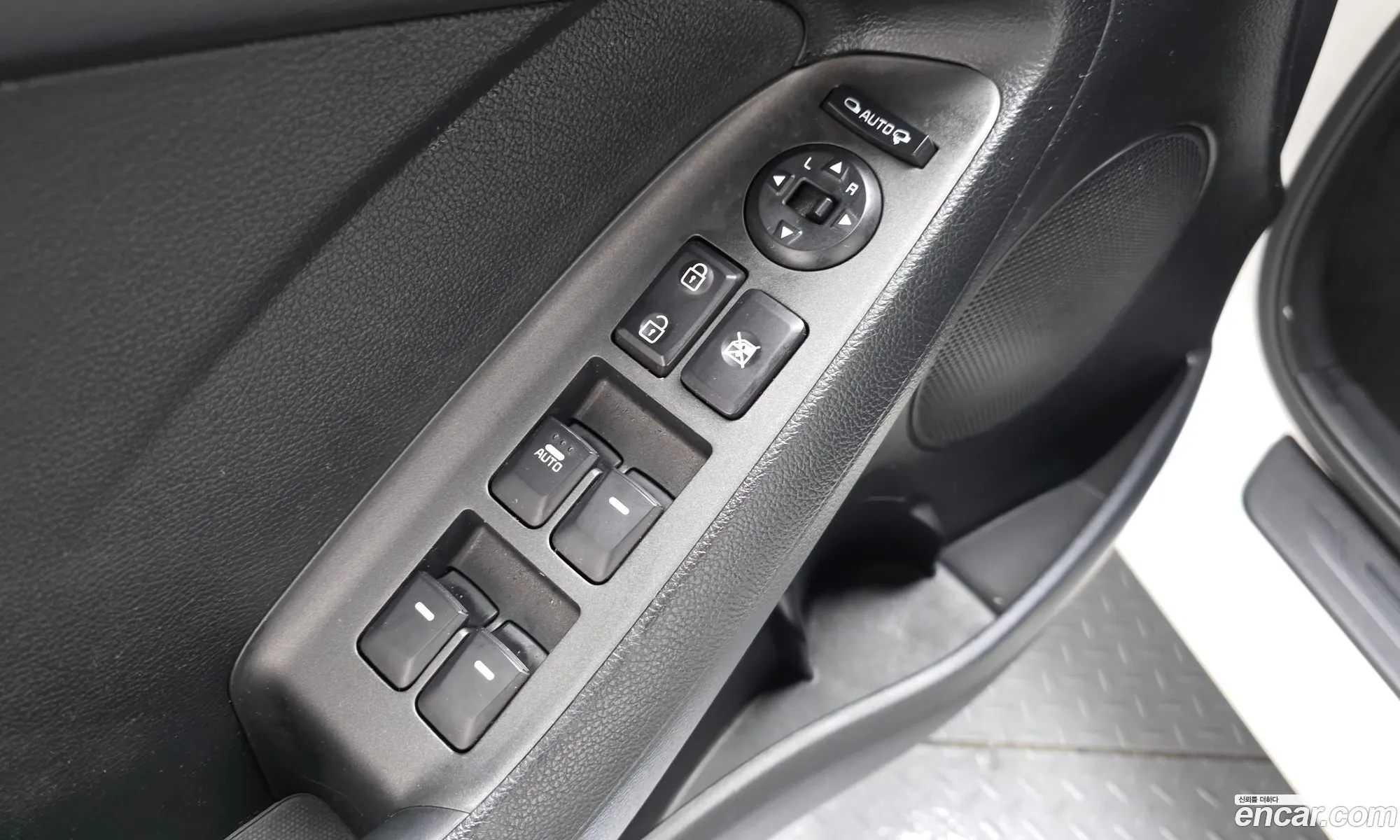 Kia K3 2013 — 5