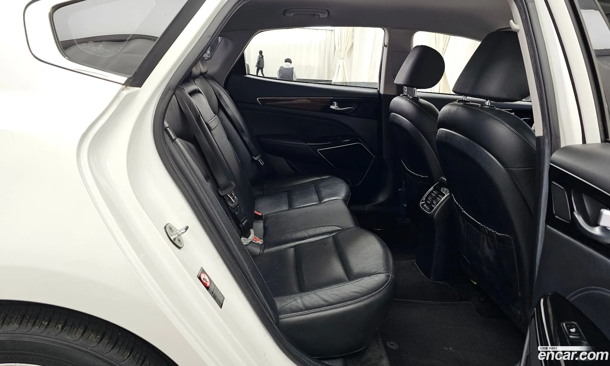 Kia K7 2016 — 12