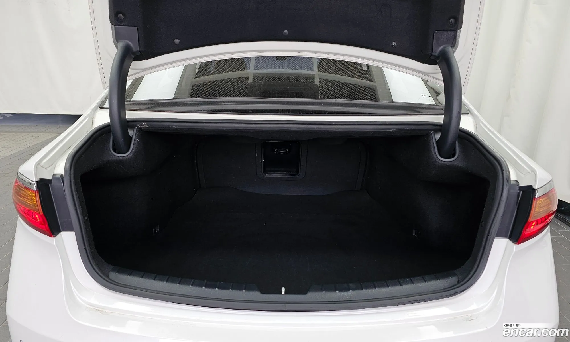 Kia K7 2016 — 13