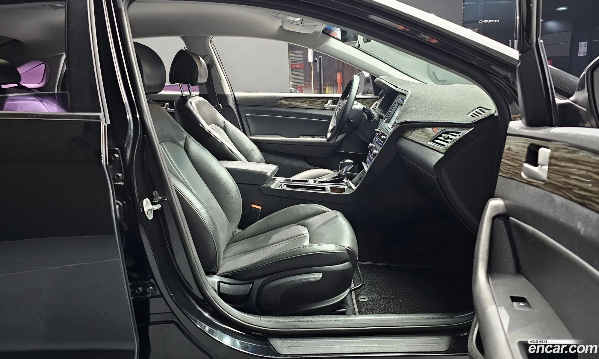 Hyundai LF Sonata 2014 — 15