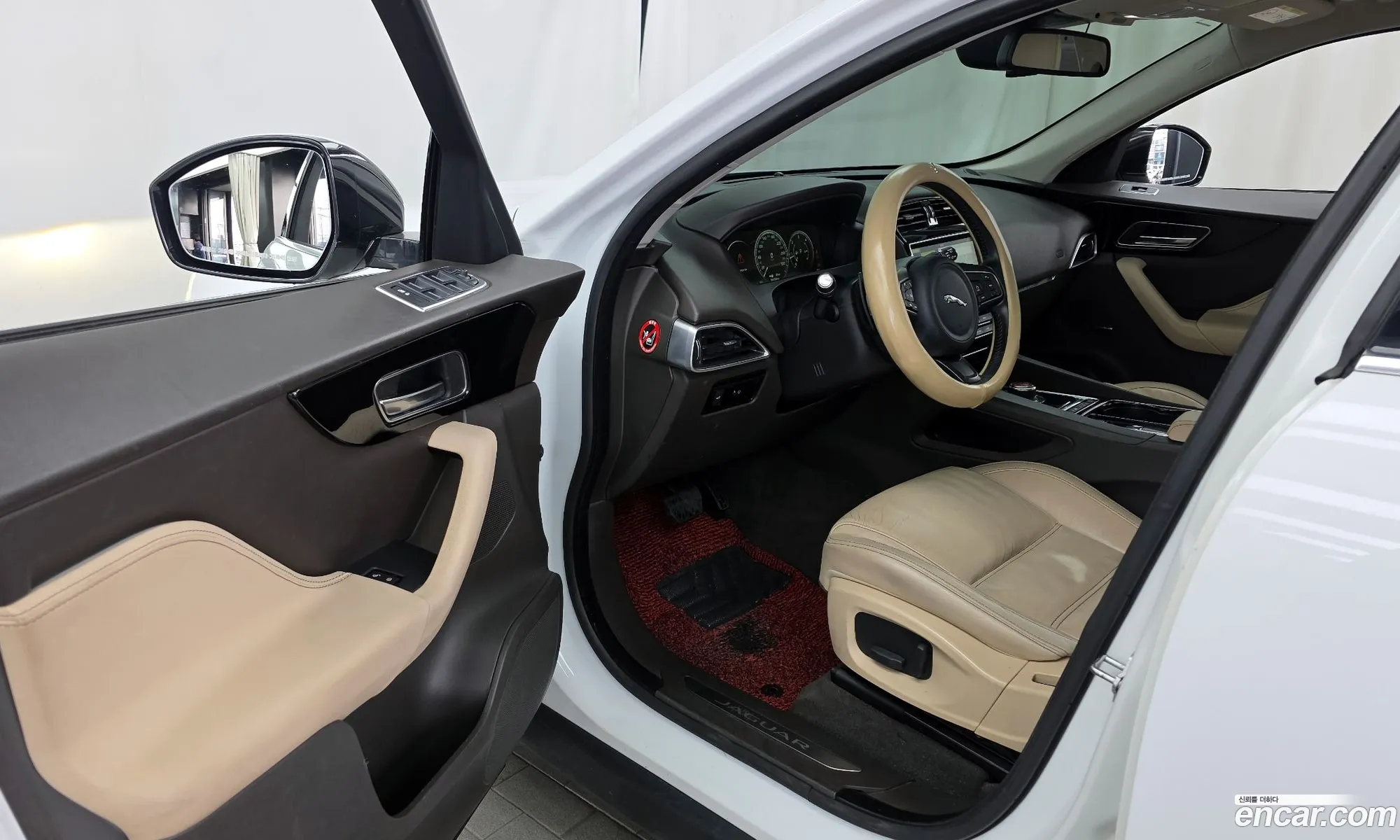 Jaguar F-Pace 2016 — 9