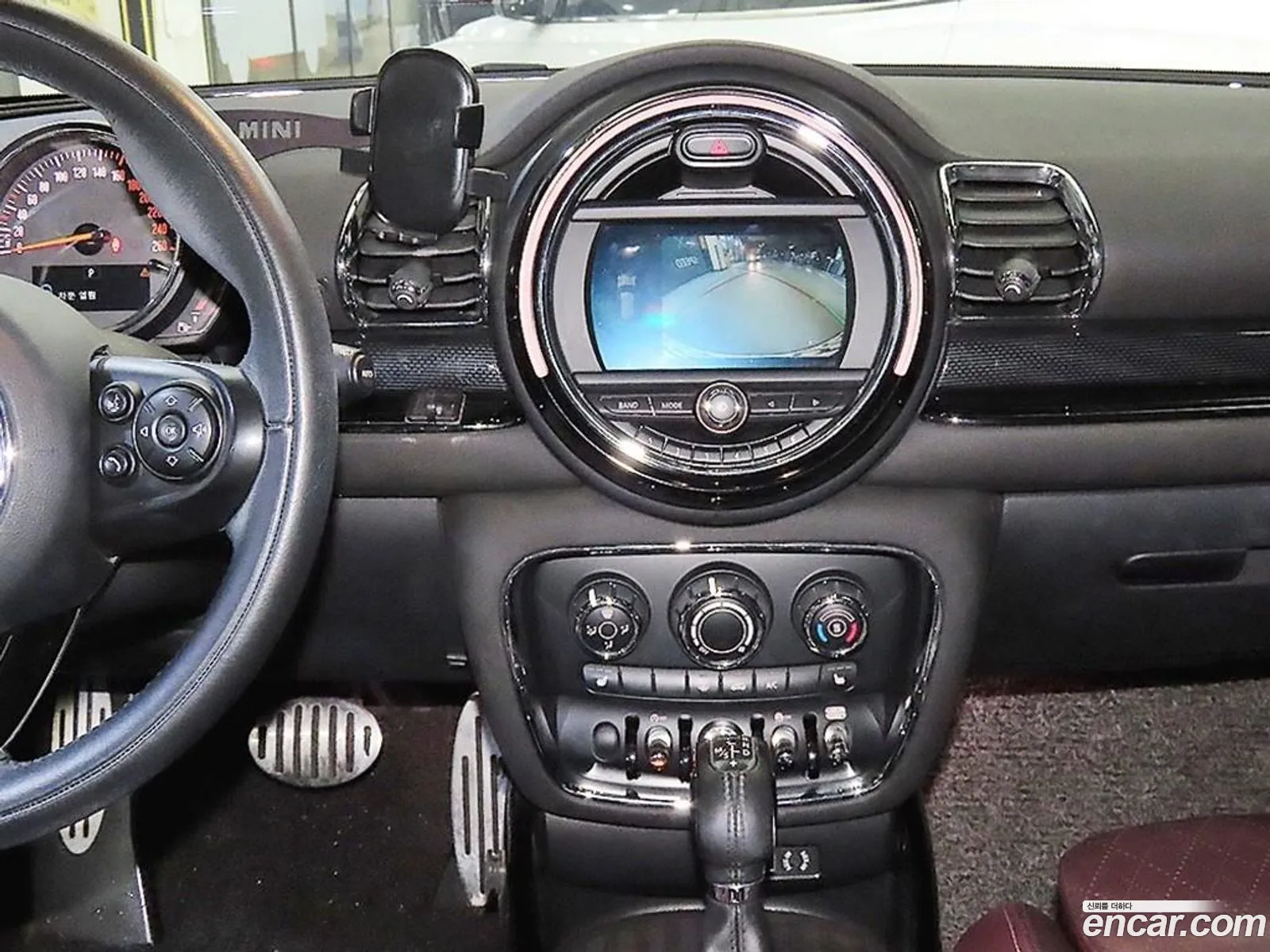 Mini Cooper Clubman 2018 — 2