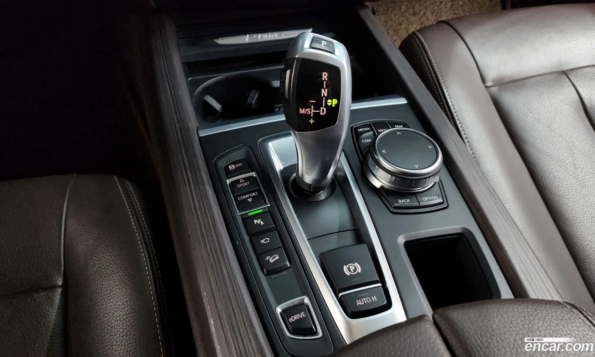 BMW X5 2018 — 18