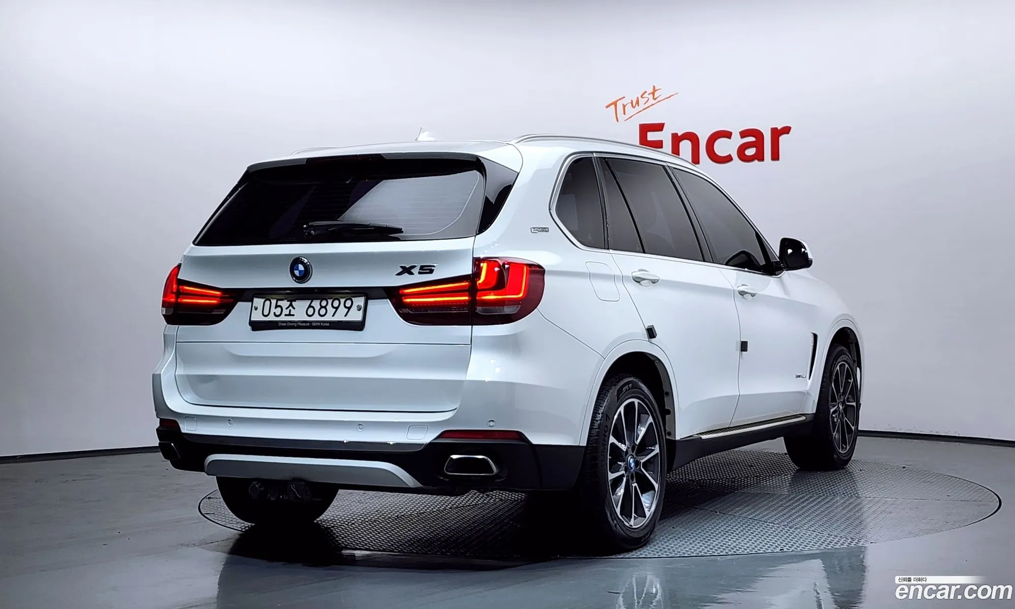 BMW X5 2018 — 10