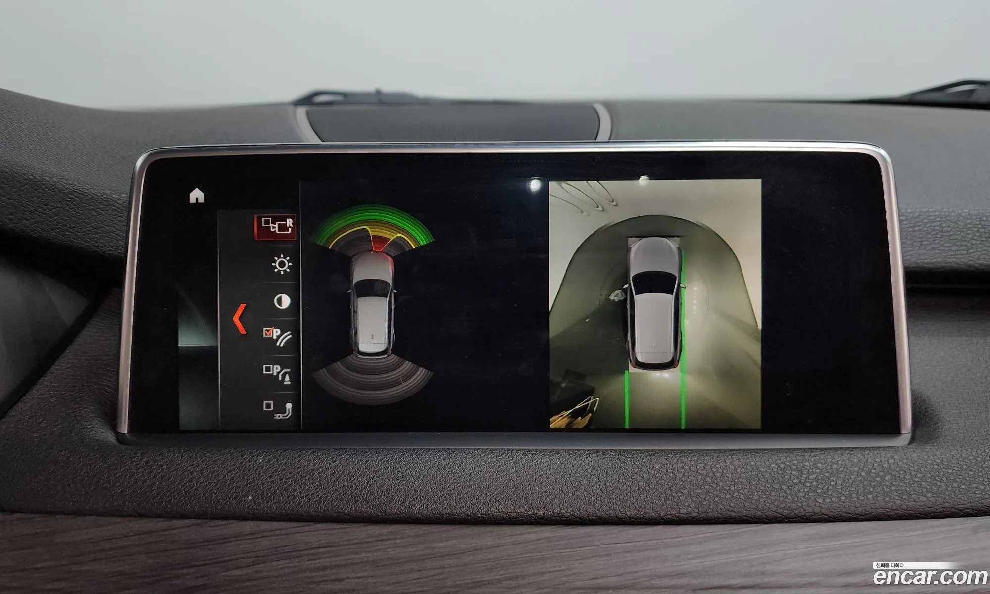 BMW X5 2018 — 7
