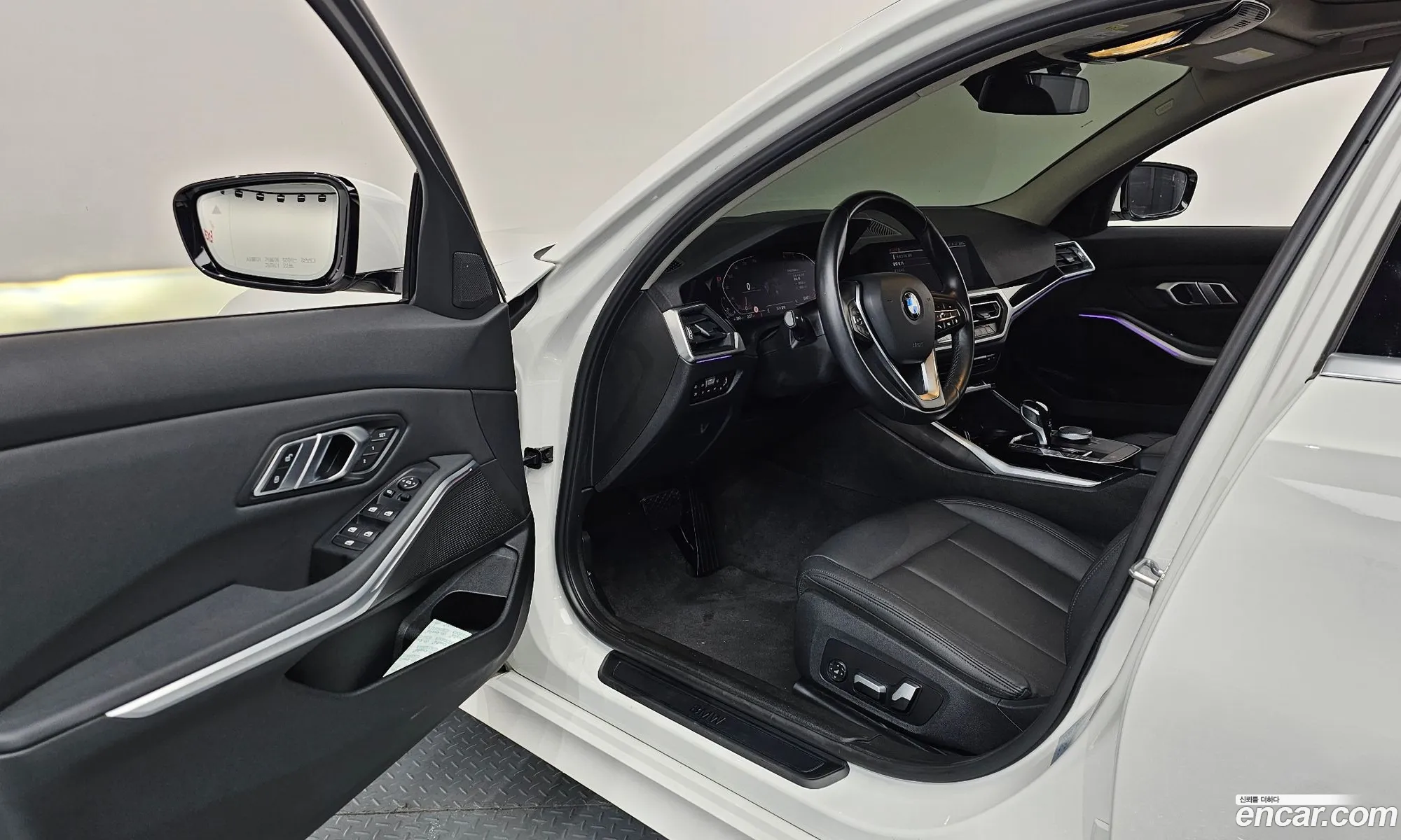 BMW 3 Series 2020 — 16