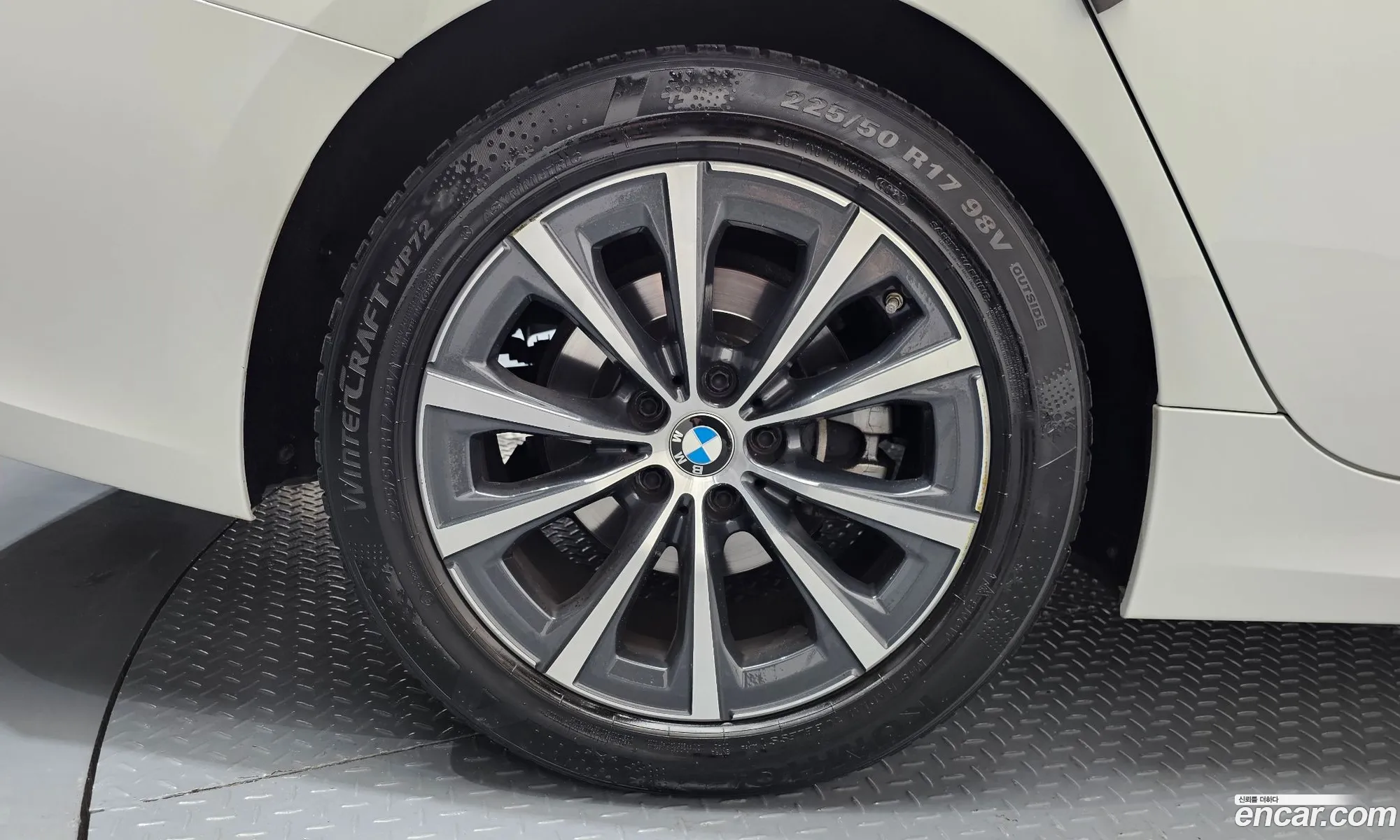 BMW 3 Series 2020 — 19
