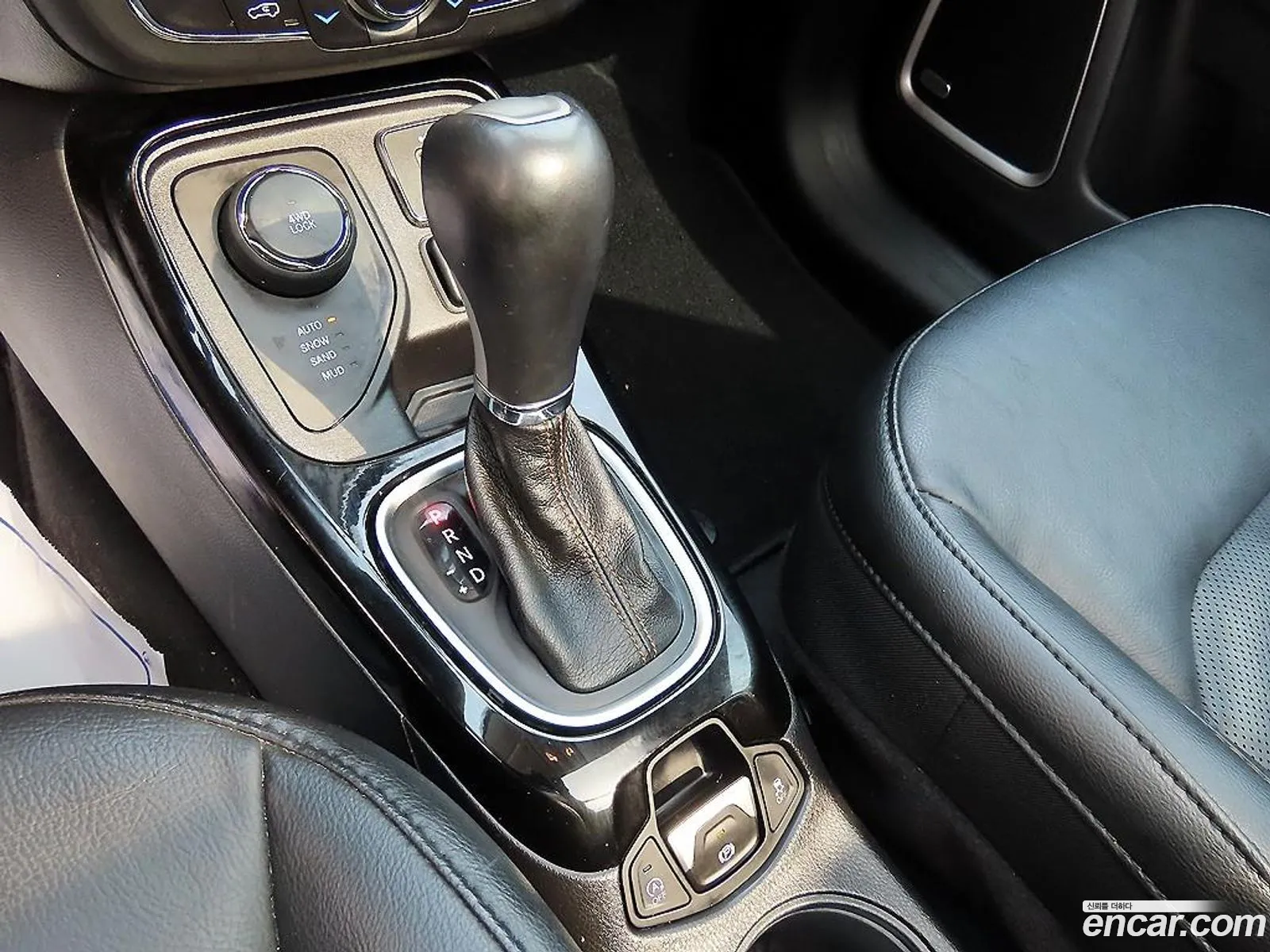 Jeep Compass 2019 — 18