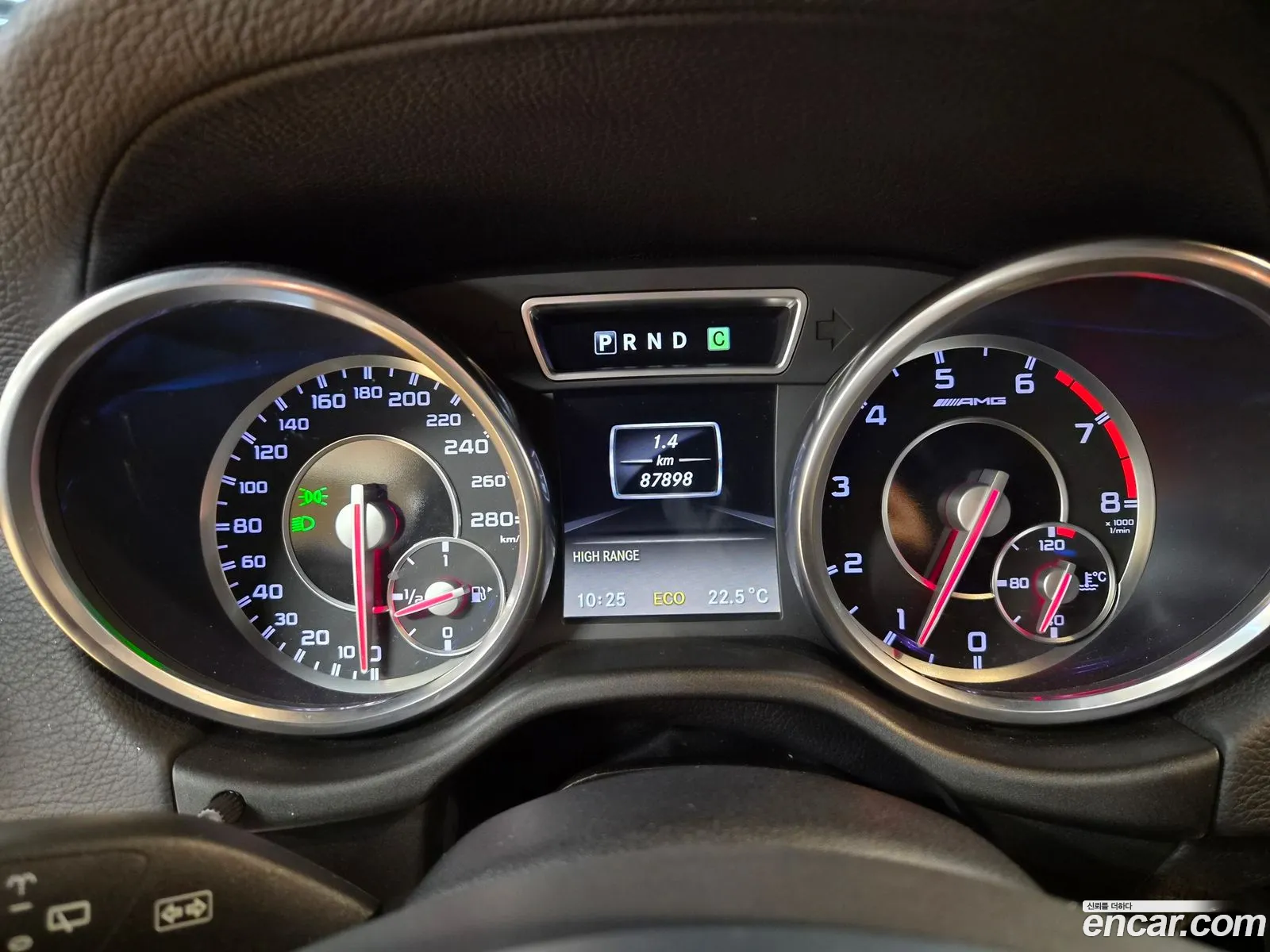 Mercedes-Benz G-Class W463 2012 — 16