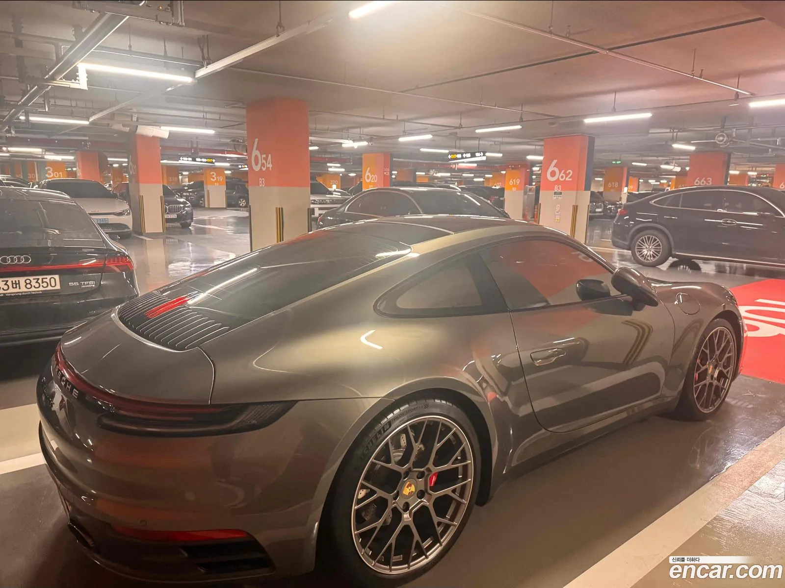 Porsche 911 2020 — 2