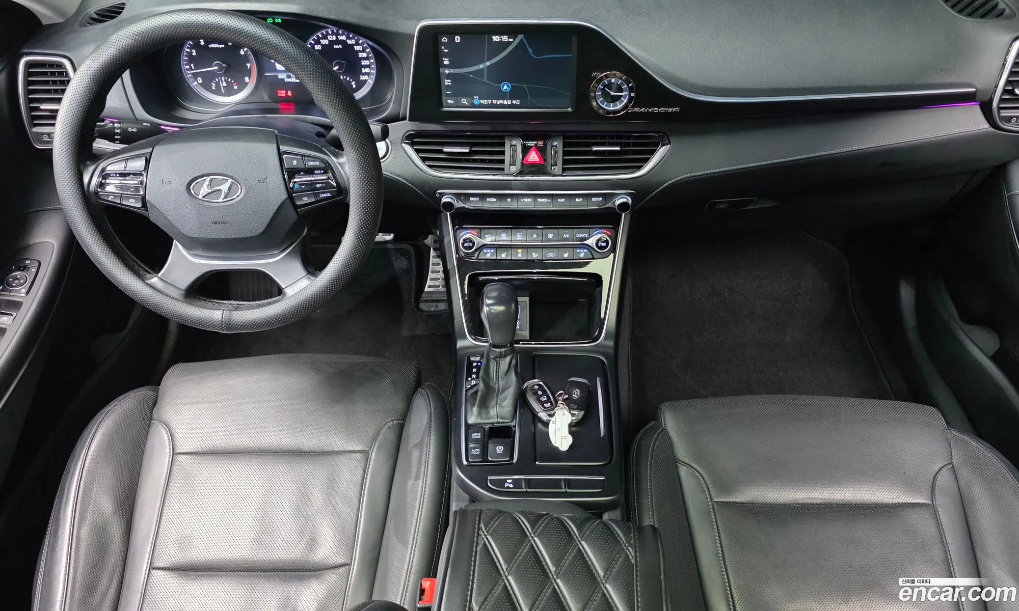 Hyundai Grandeur IG 2016 — 18