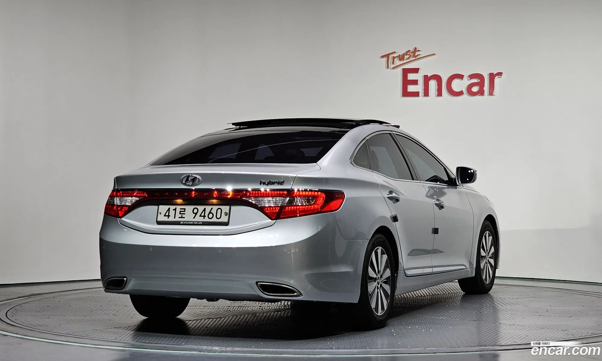 Hyundai Grandeur HG Hybrid 2014 — 12