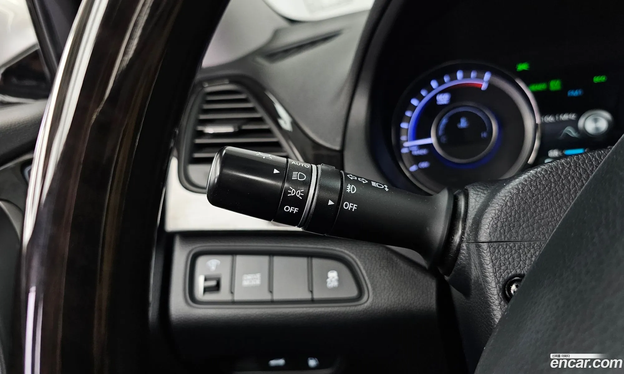 Hyundai Grandeur HG Hybrid 2014 — 14