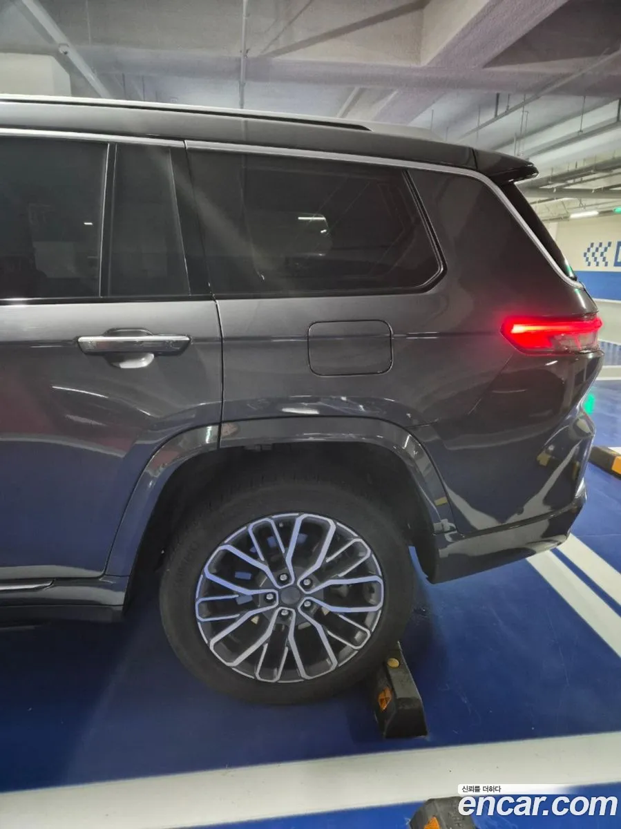 Jeep Grand Cherokee 2023 — 2