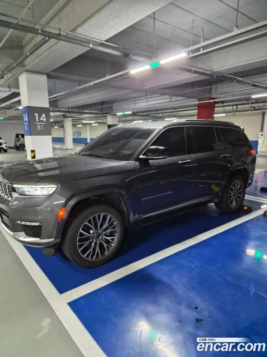 Jeep Grand Cherokee 2023 — 10