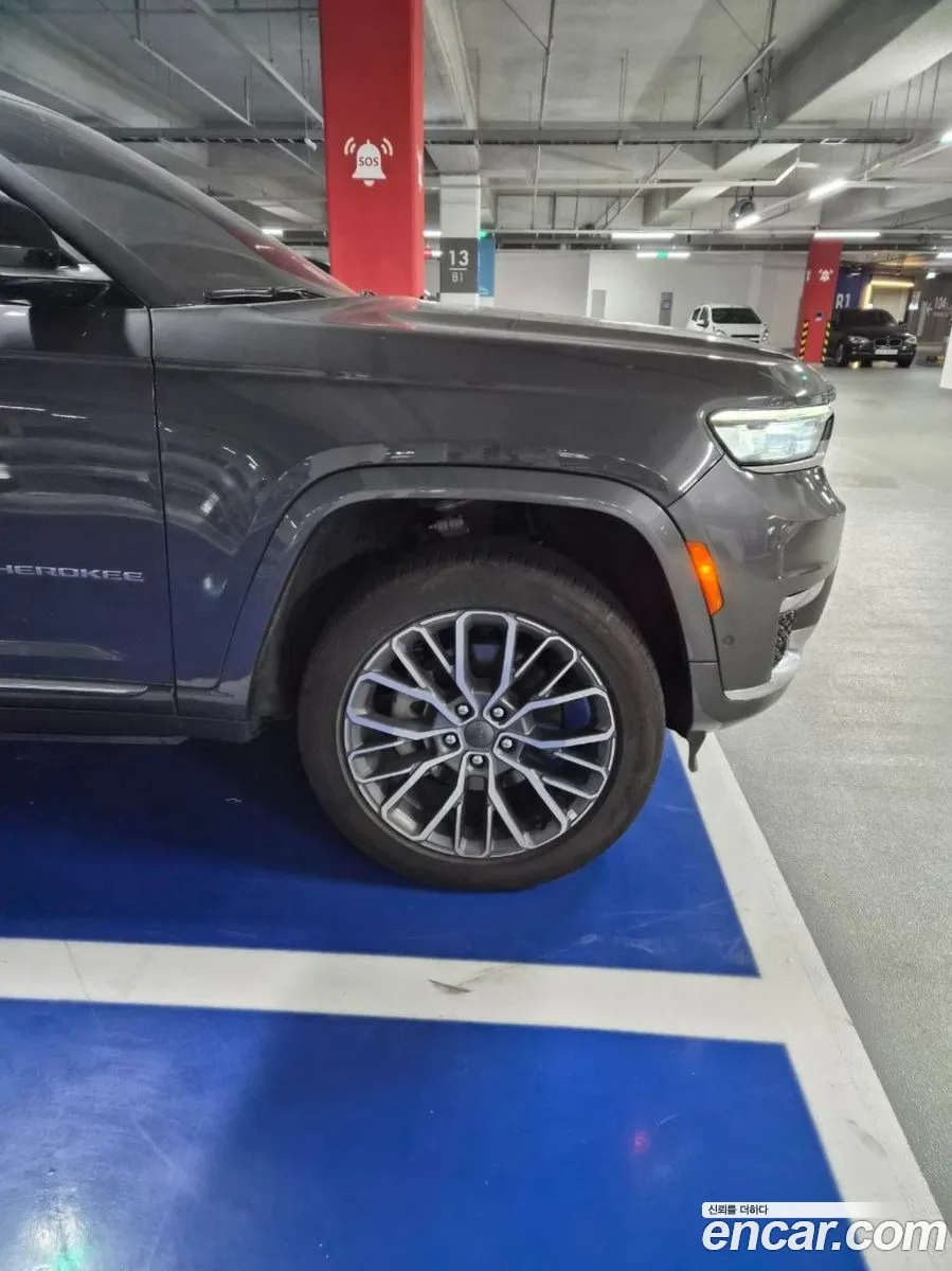 Jeep Grand Cherokee 2023 — 9