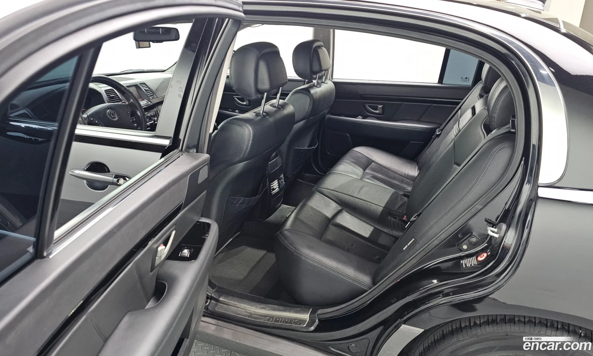 Kia Opirus Premium 2010 — 2